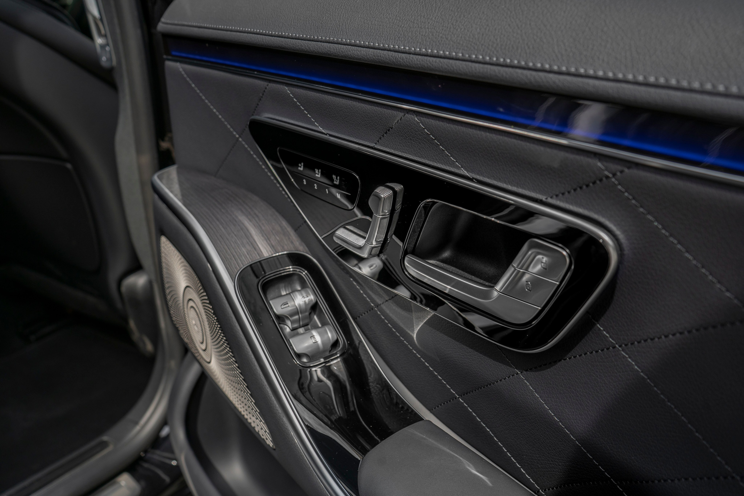 Mercedes S-class (W223). Автомобильный фотограф Ногинск Денис Городок