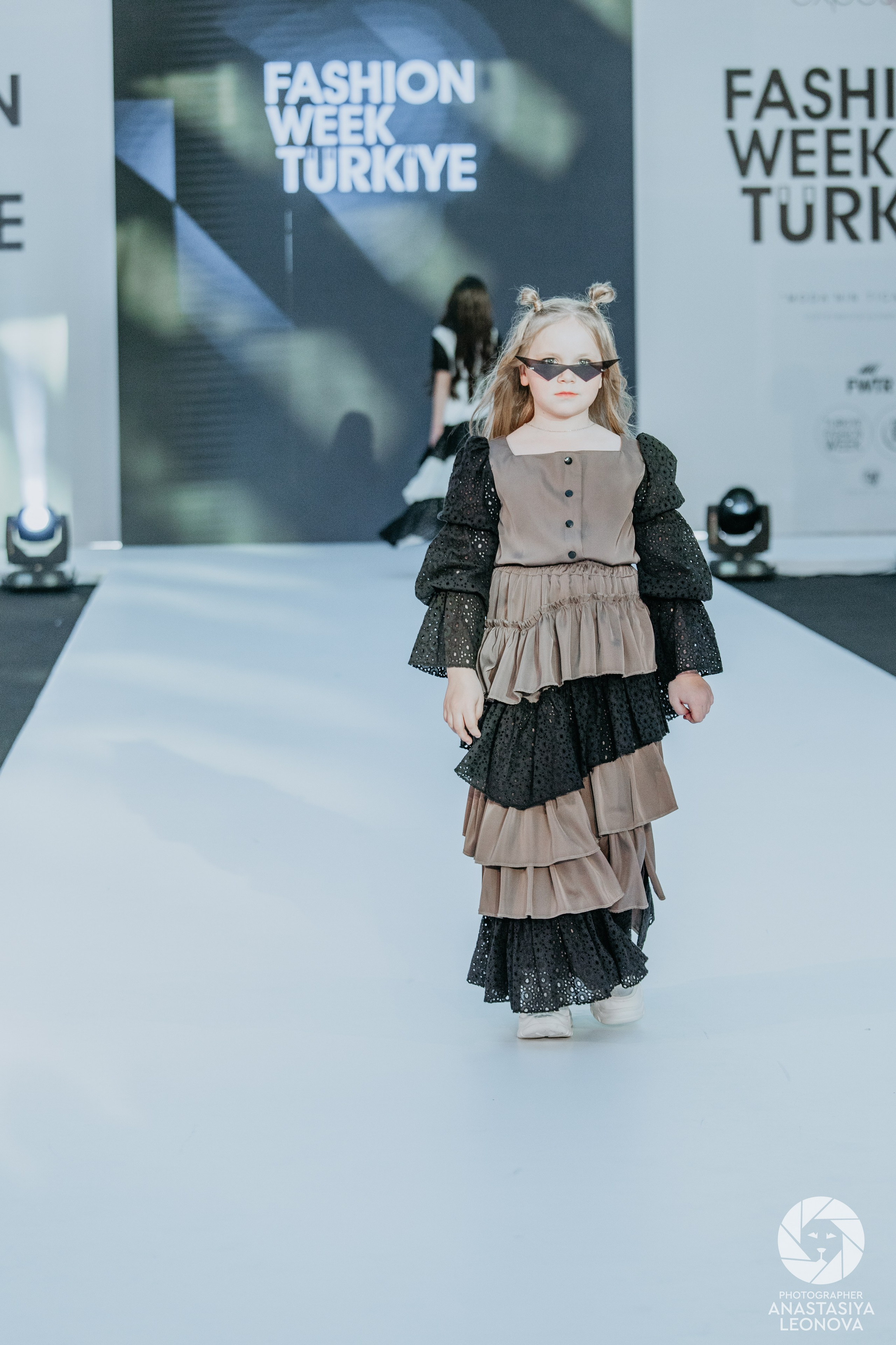 Fashion Week Türkiye [spring, 2025]. Anastasia Leonowa