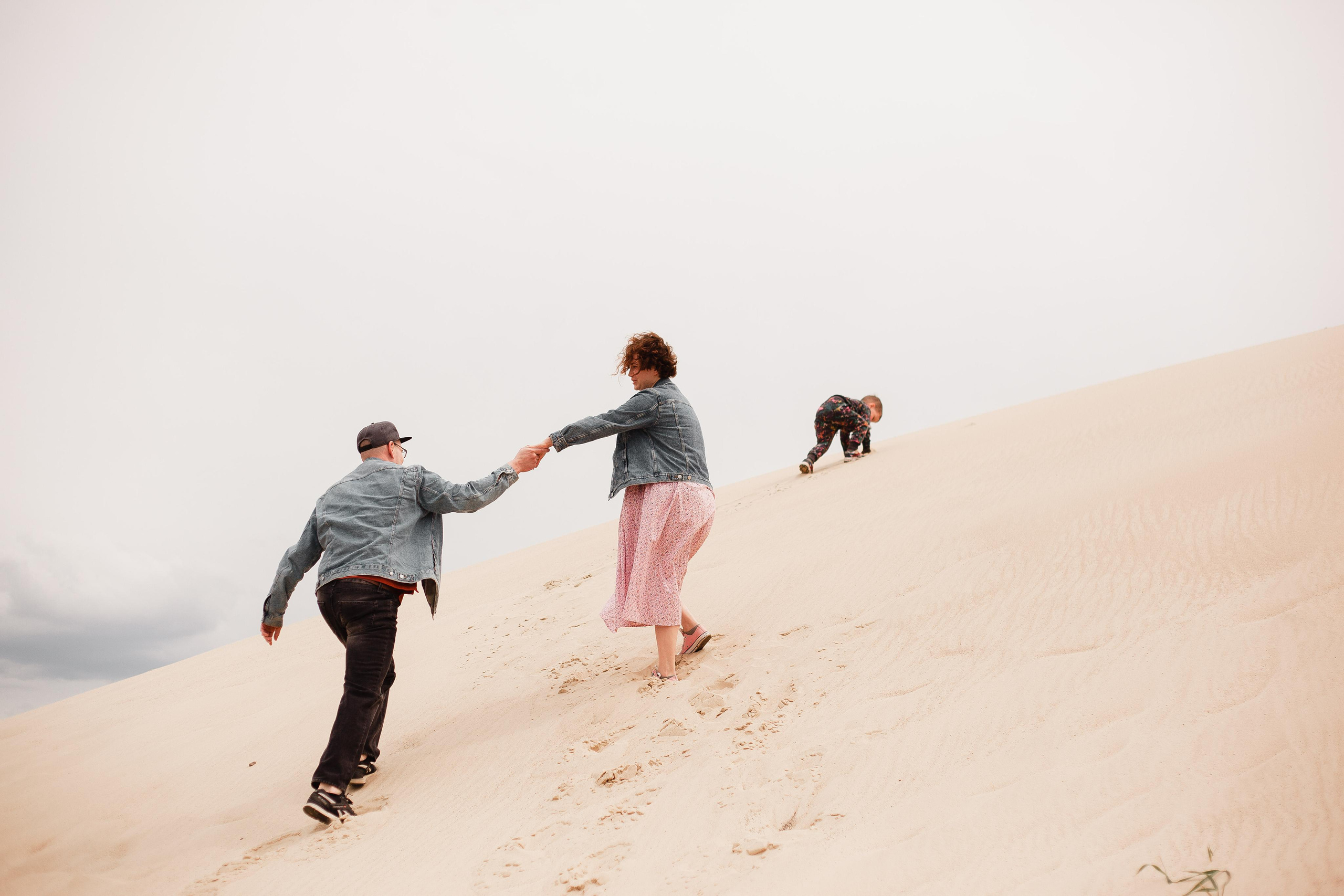 Саша, Стас и Сева. Авторская прогулка в уникальной фотолокации. Ваш фотограф Любовь Чистякова