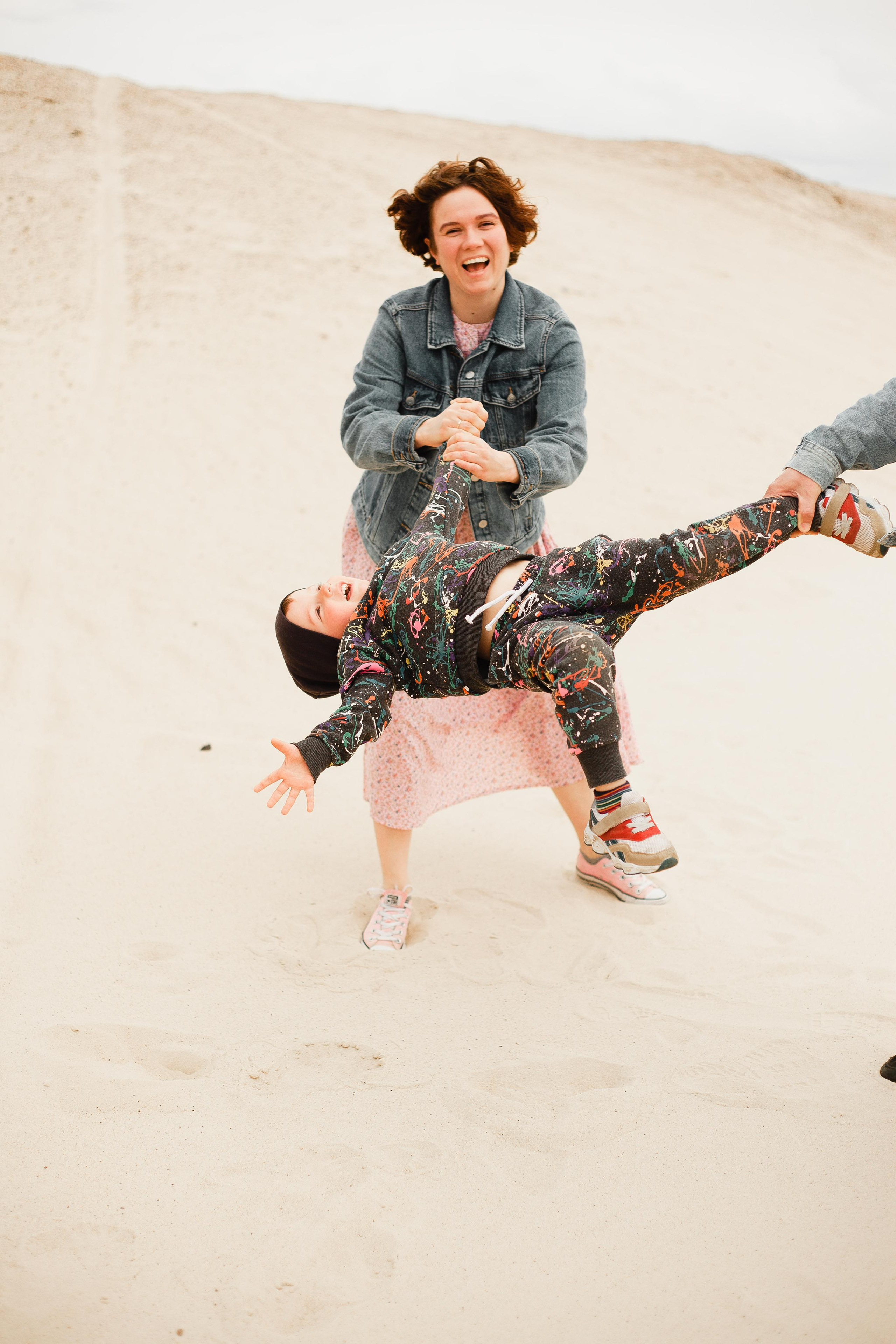 Саша, Стас и Сева. Авторская прогулка в уникальной фотолокации. Ваш фотограф Любовь Чистякова