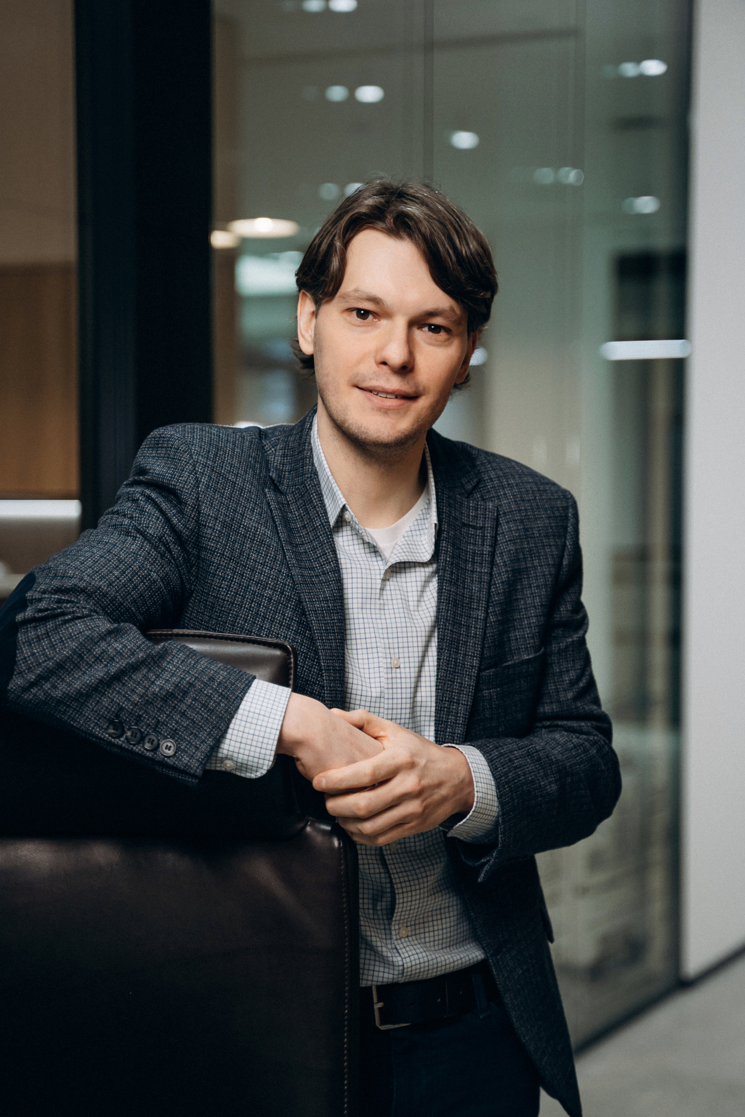 Бизнес портрет. FOTOZ Studio / Фотовидеомейкер Андрей Смирнов