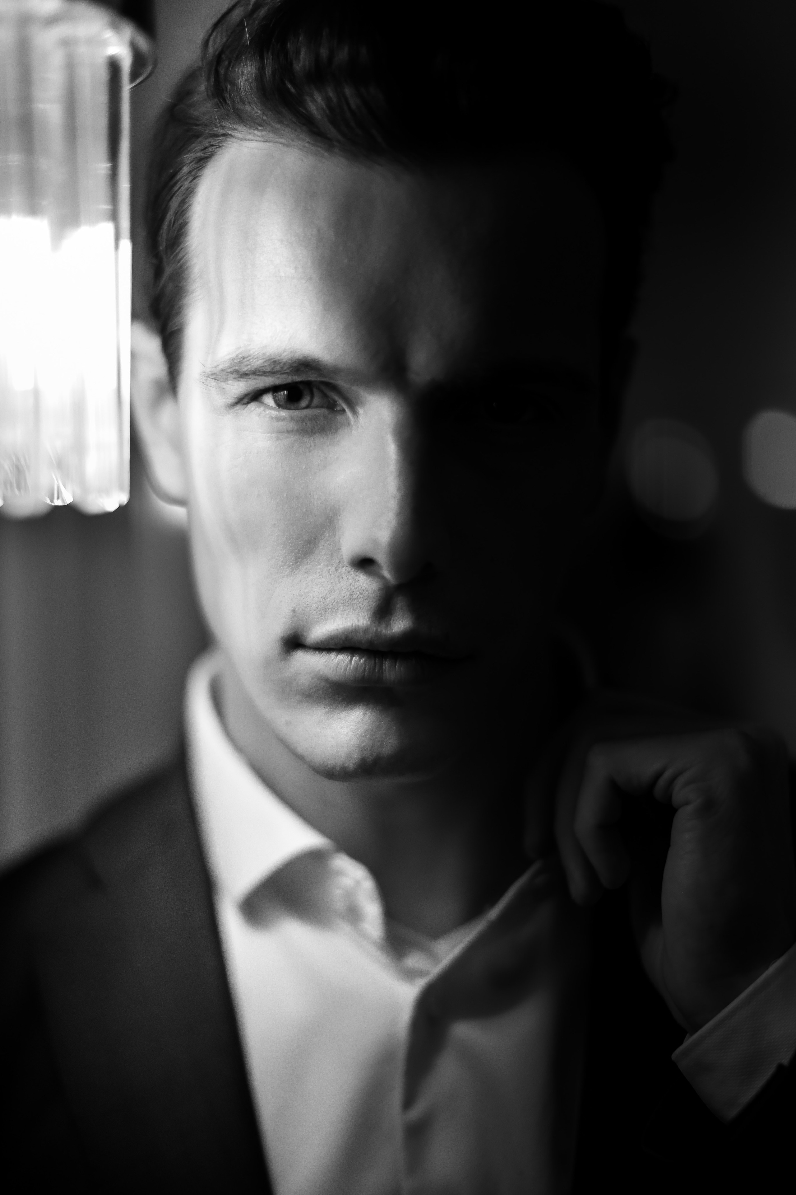 ЛЮМЬЕР_ЧБ. Фотограф для бизнесконтента, репортажей и семейного альбома в Москве