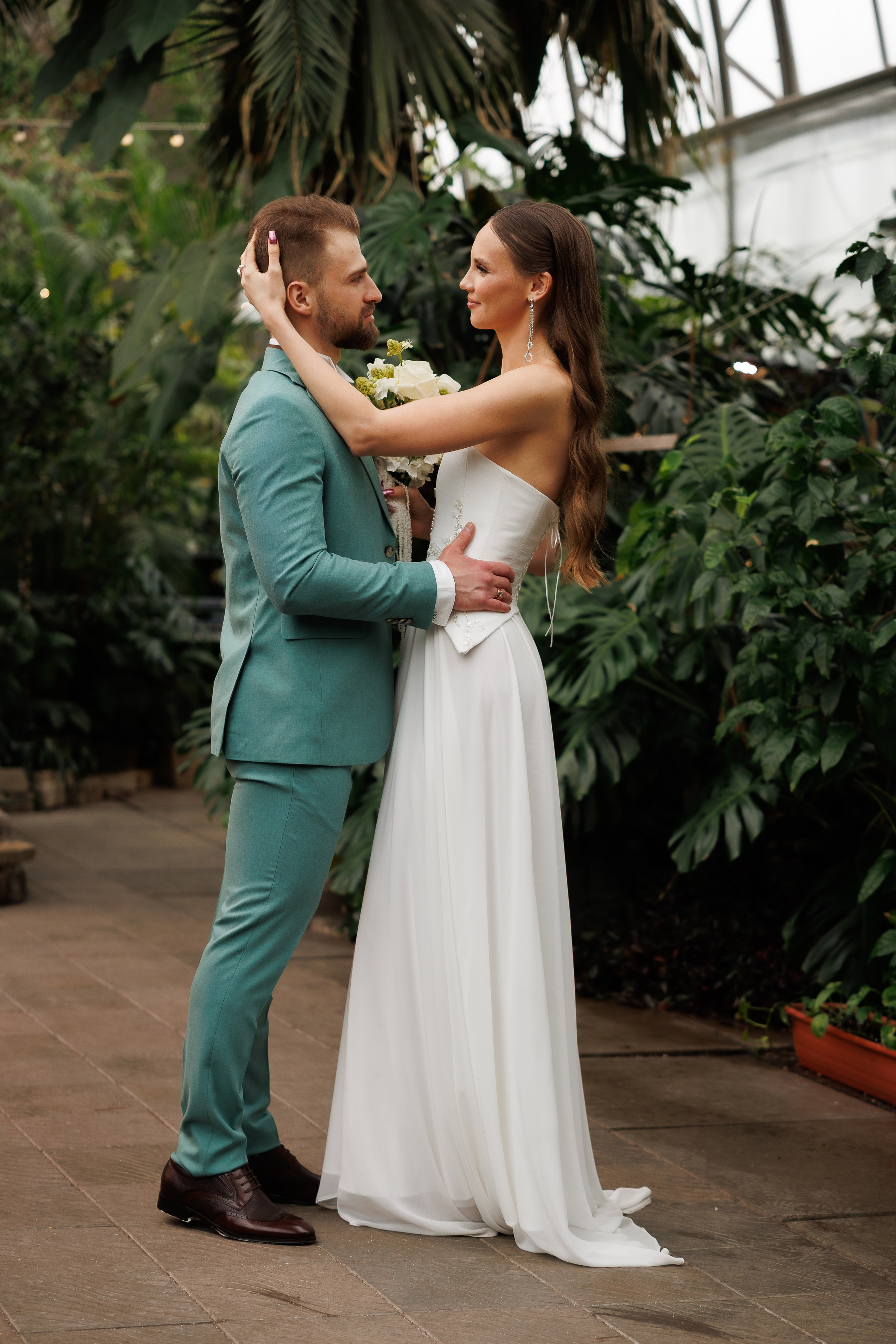 Свадебная прогулка в оранжерее. Питер. Свадебный и семейный фотограф в Москве Красинская Мария