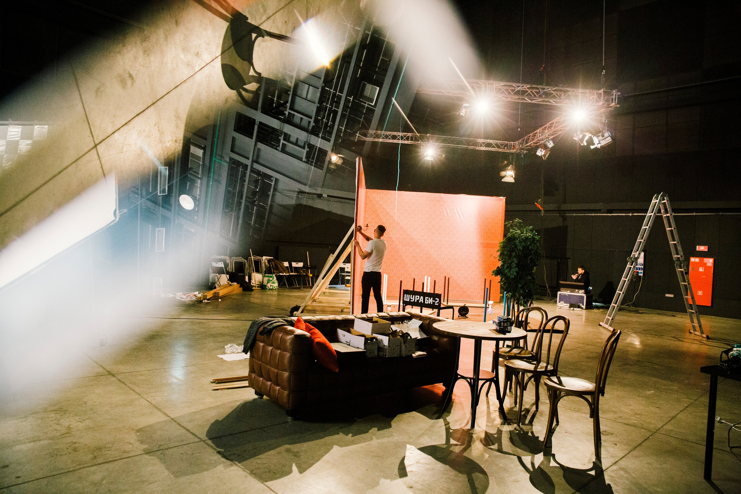 ФК Би-2 & Лиза Громова Мосфильм. Ольга Пилант. АРТ, бэкстейдж, свадебная и семейная фотография, городской портрет, интерьерная фотография