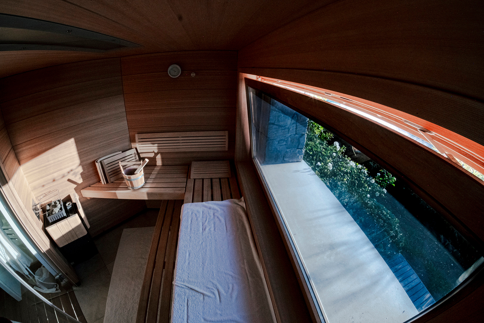 Съёмка апартаментов, недвижимости, интерьера. Профессиональный фотограф в Москве и МО Денис Кулешов