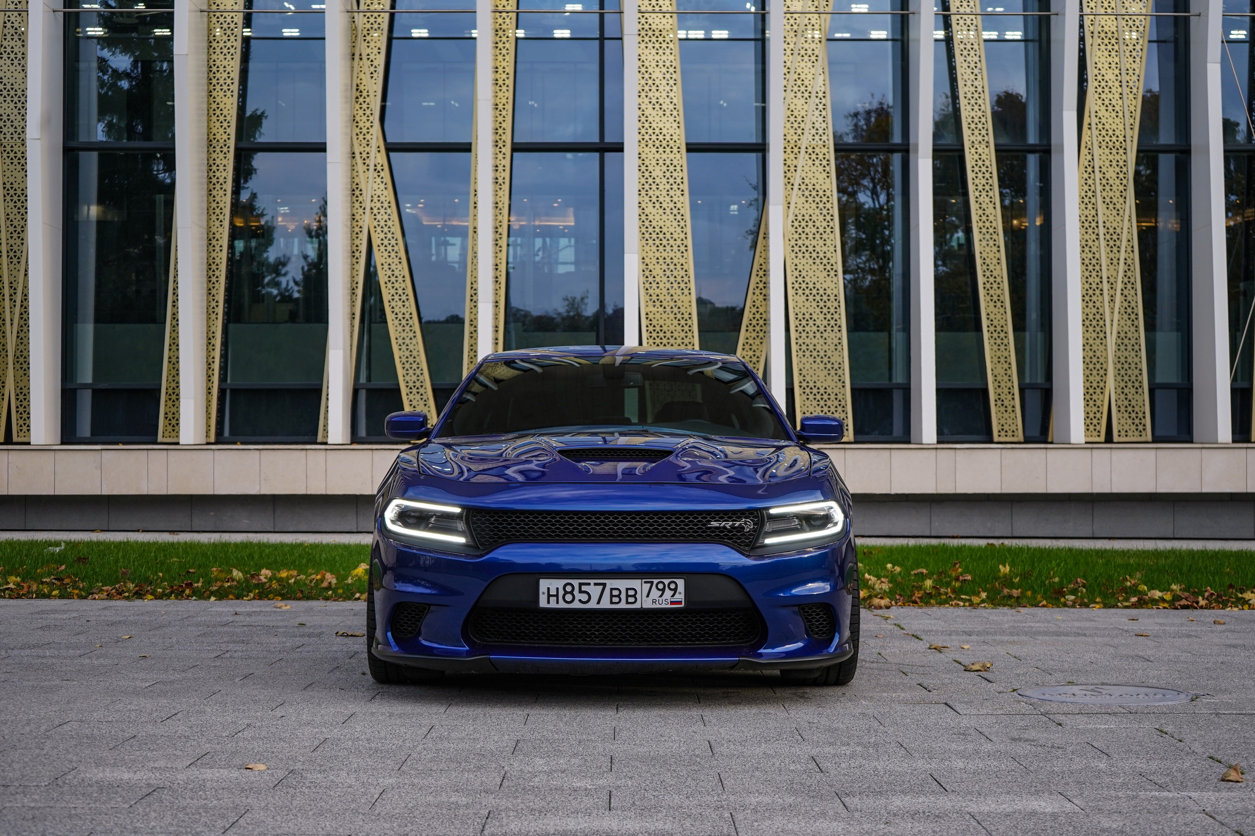 Dodge Charger Hellcat. Автомобильный фотограф Шакая Кирилл