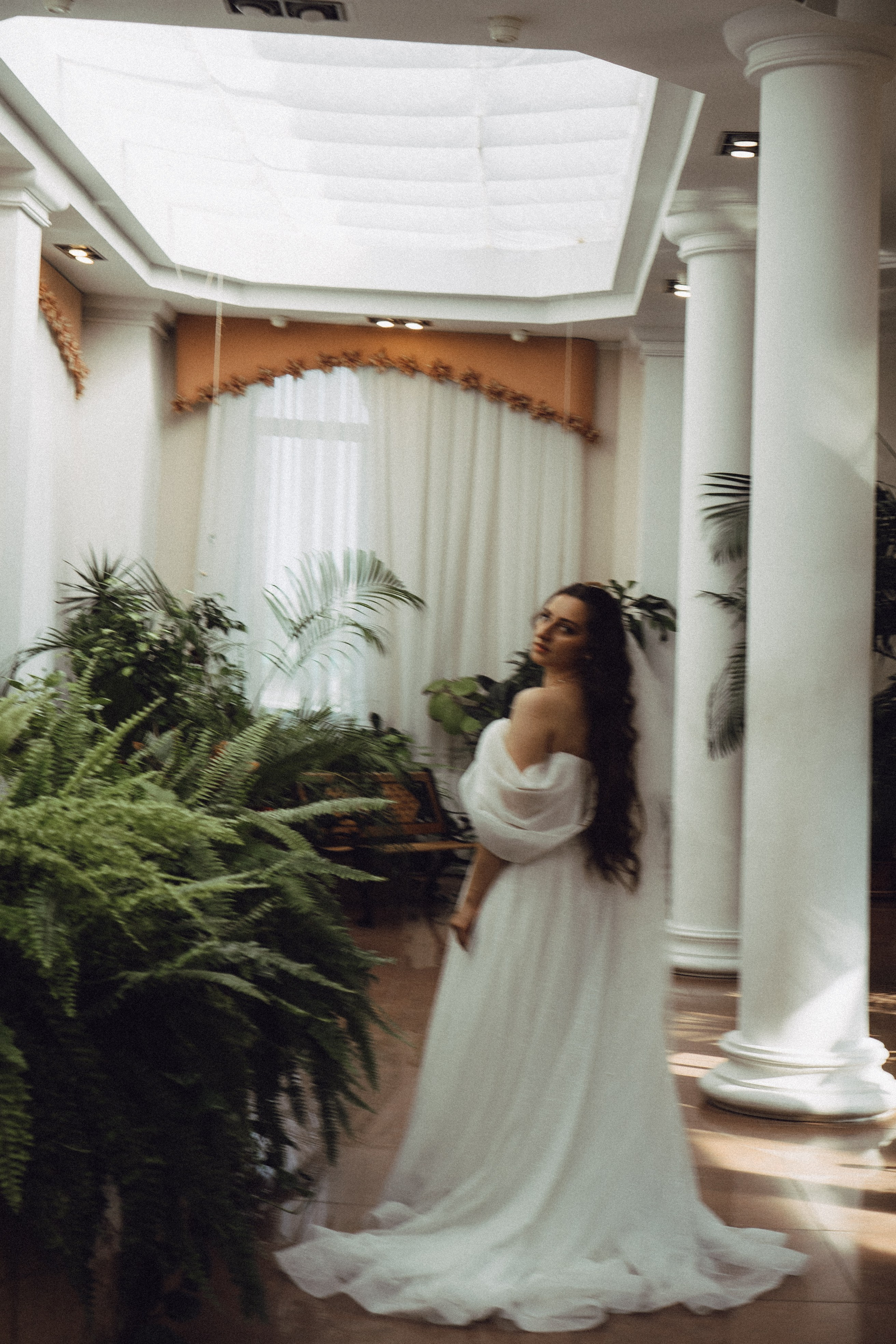 СВАДЕБНАЯ СЬЕМК В ПАРКЕ 300-ЛЕТИЯ. Профессиональный фотограф, Санкт-Петербург — Виктория Богомолова