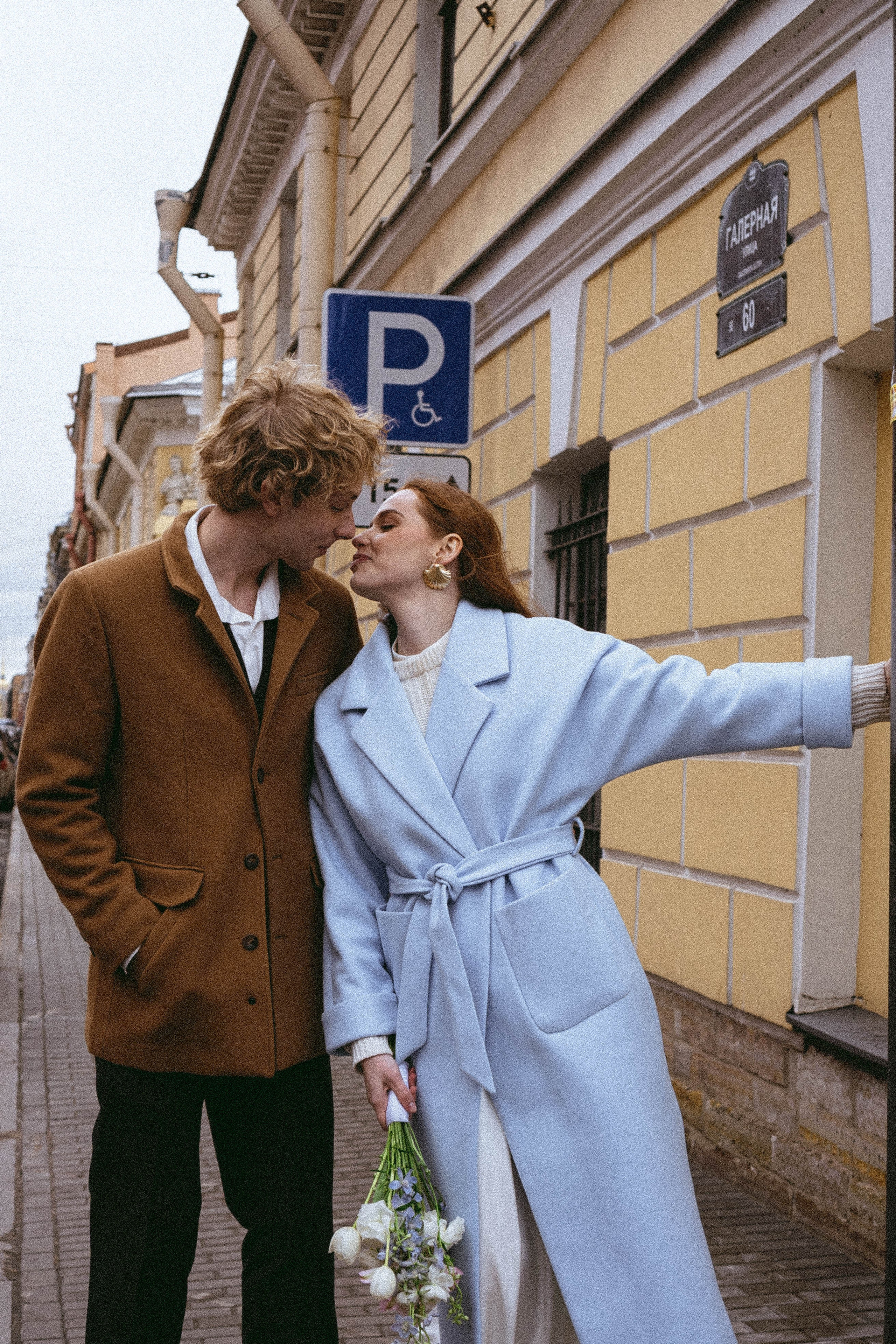 СВАДЕБНАЯ ПРОГУЛКА ПО ПЕТРОГРАДКЕ ВЕСНОЙ (ФОТОСЕССИИЯ ПАРЫ СВАДЕБНАЯ). Профессиональный фотограф, Санкт-Петербург — Виктория Богомолова