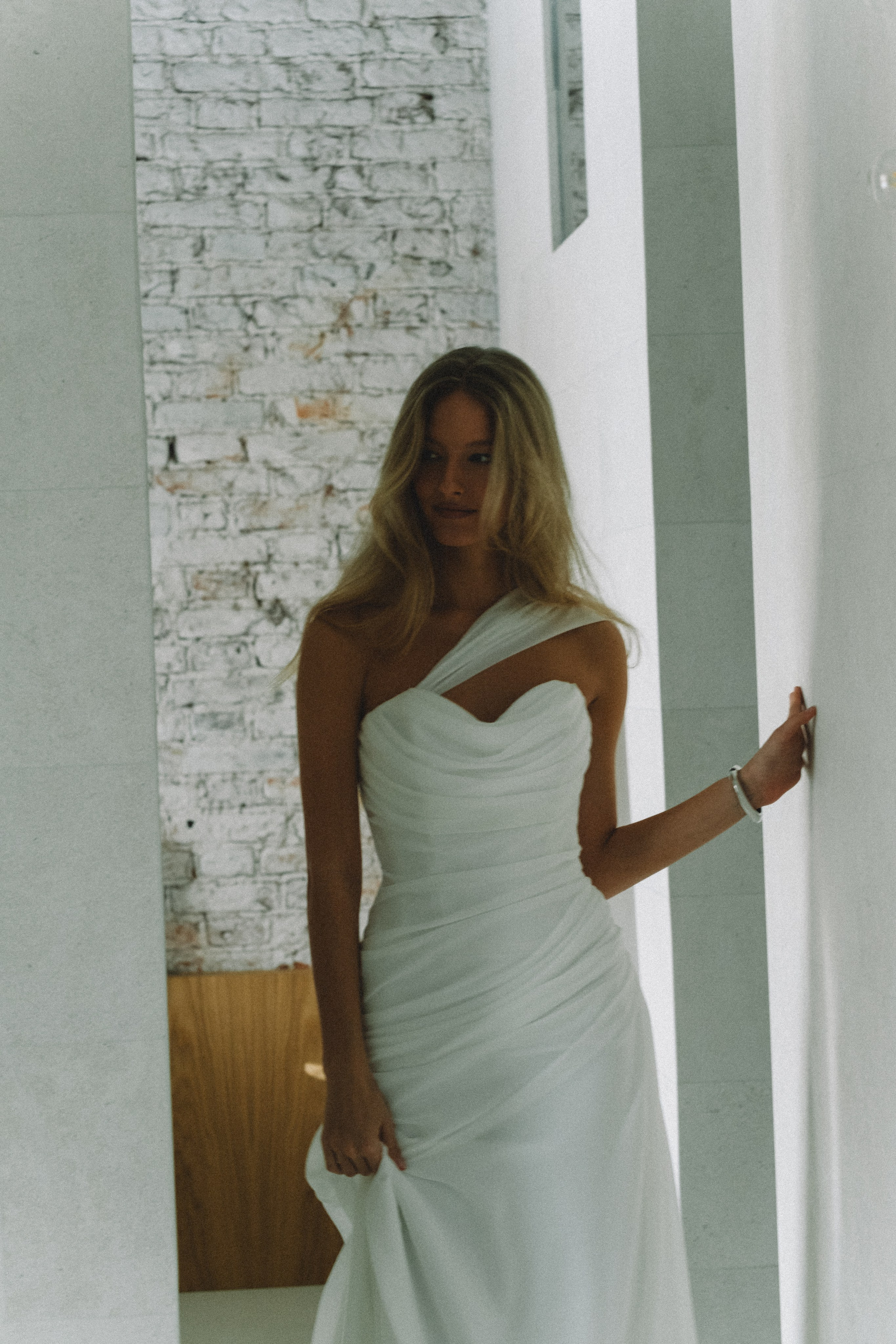 ЭЛЕГАНТНАЯ СВАДБЕНАЯ СЬЕМКА ЖЕНИХА И НЕВЕСТЫ В ДОРОГОМ ОТЕЛЕ САНКТ-ПЕТЕРБУРГА. Профессиональный фотограф, Санкт-Петербург — Виктория Богомолова