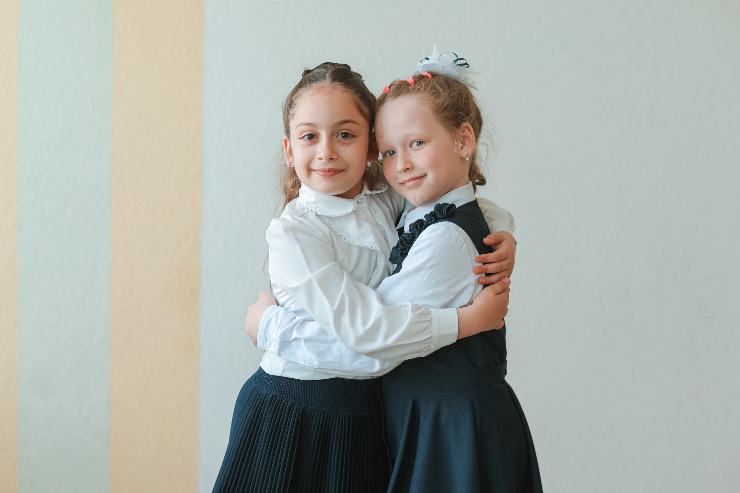 2 класс общее портрет с другом. Семейный фотограф Тюмень, фотограф на роды Салмина Мария