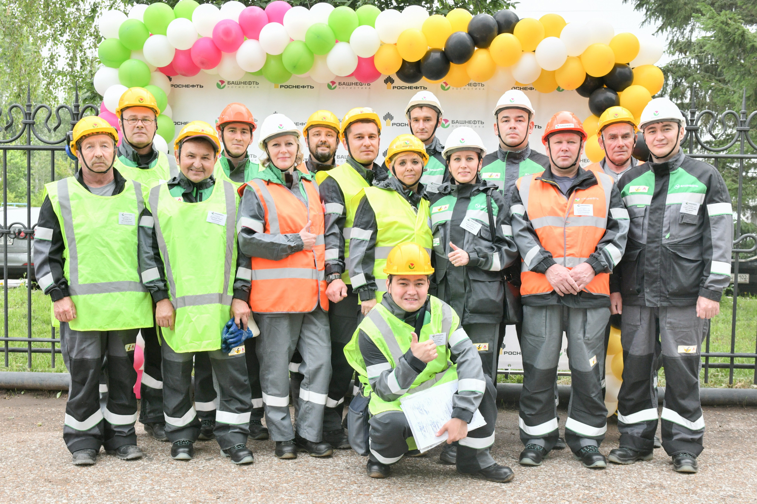 Печать фото на мероприятие день в день. Фото гостям