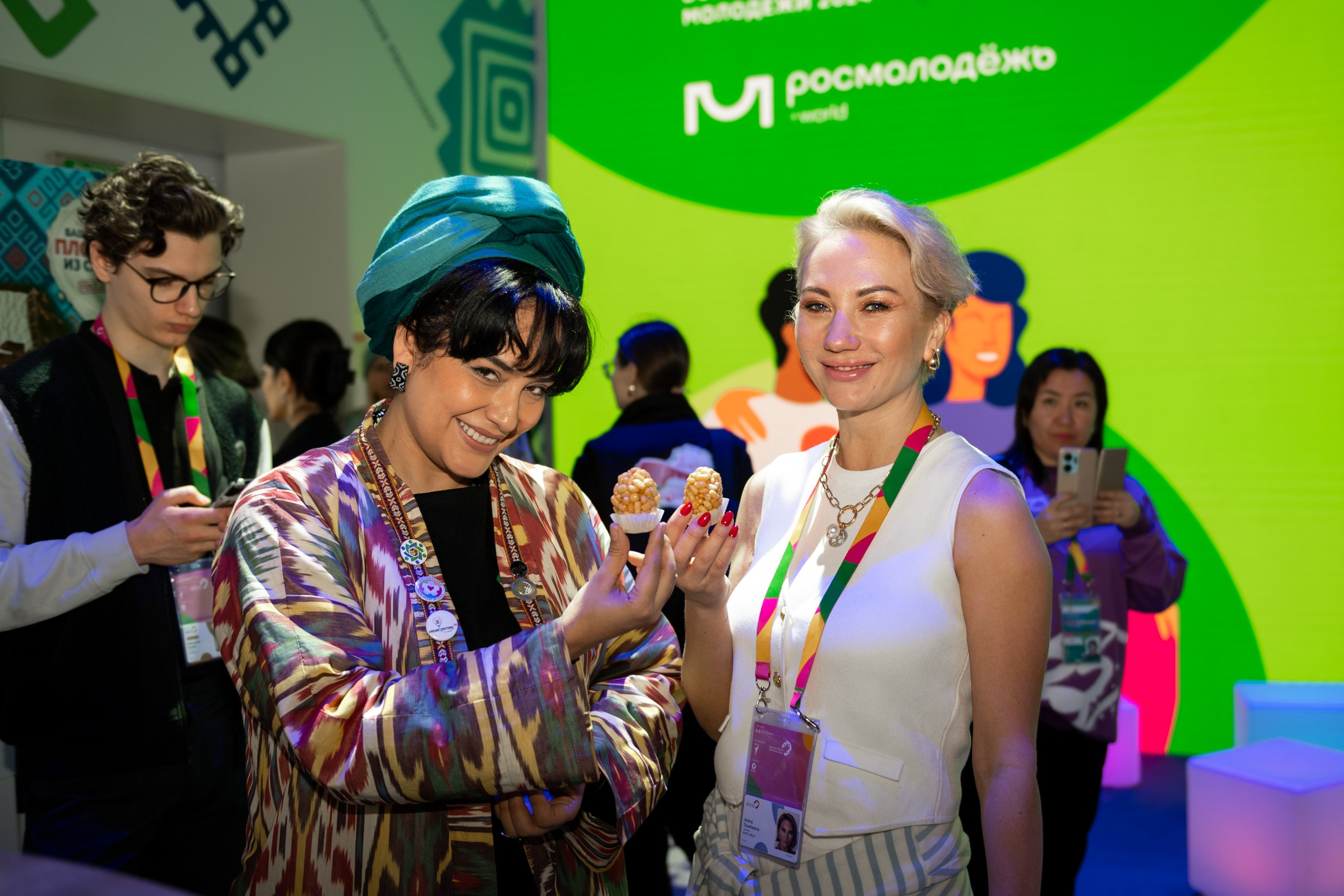 Всемирный фестиваль молодежи 2024. Свадебный и семейный фотограф София Невская