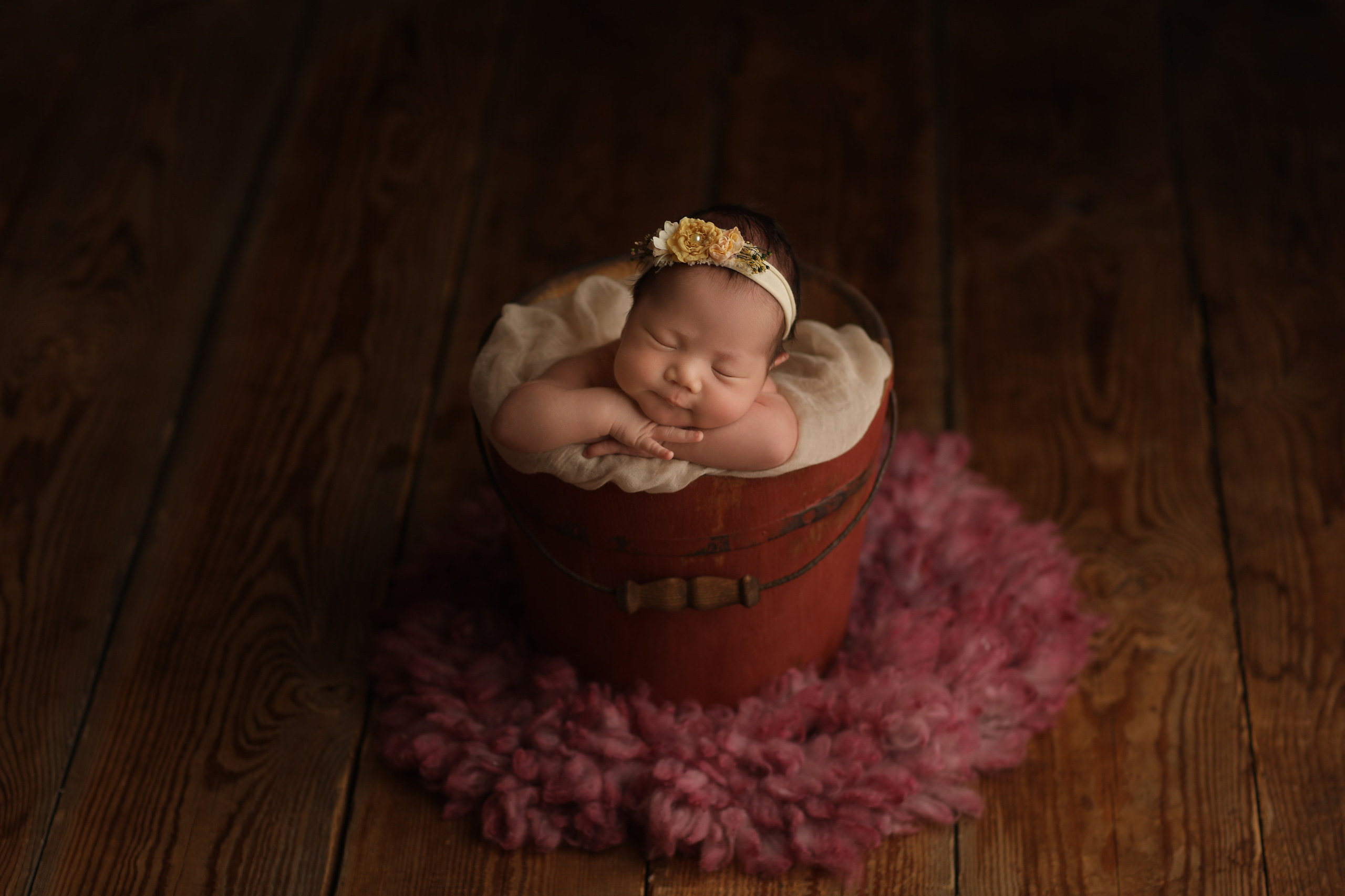 PH @anna_molodykh_newborn.almaty. Retoucher Aleksmokh