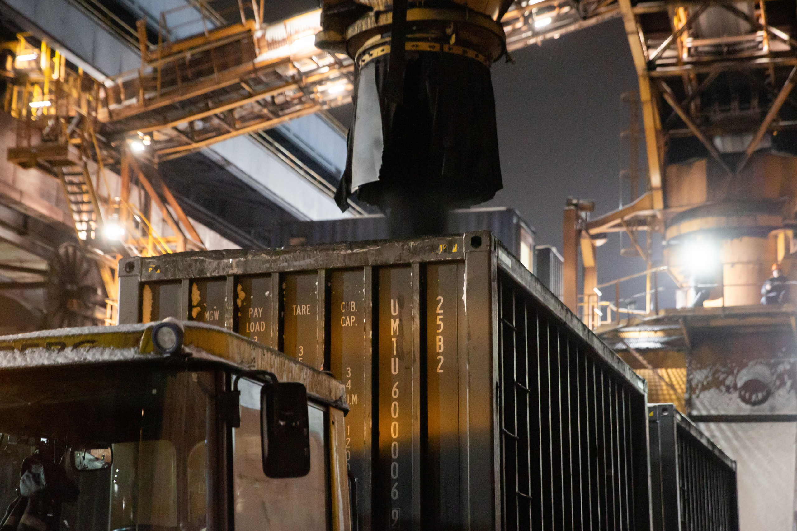 Зимняя разгрузка ULTRAMAR. Снимаю съемки