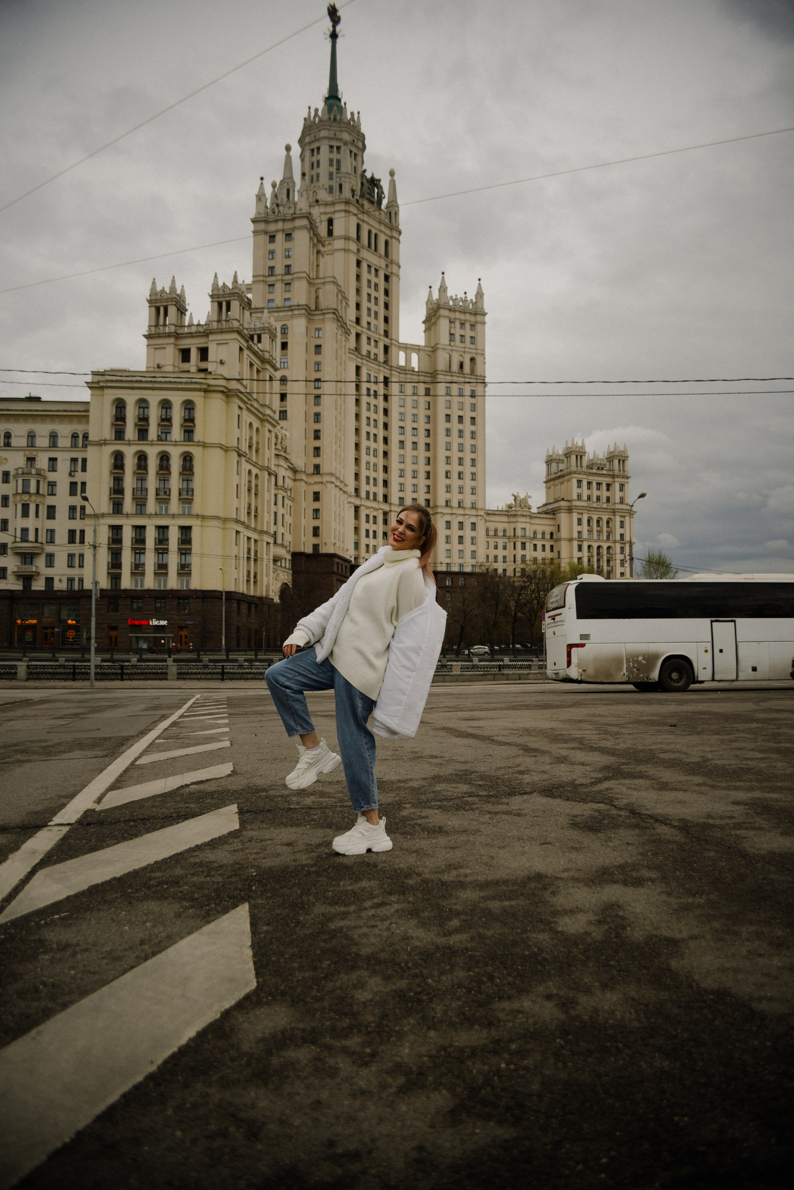 Высотка на Котельнической набережной. Фотограф Лола Волна, город Москва