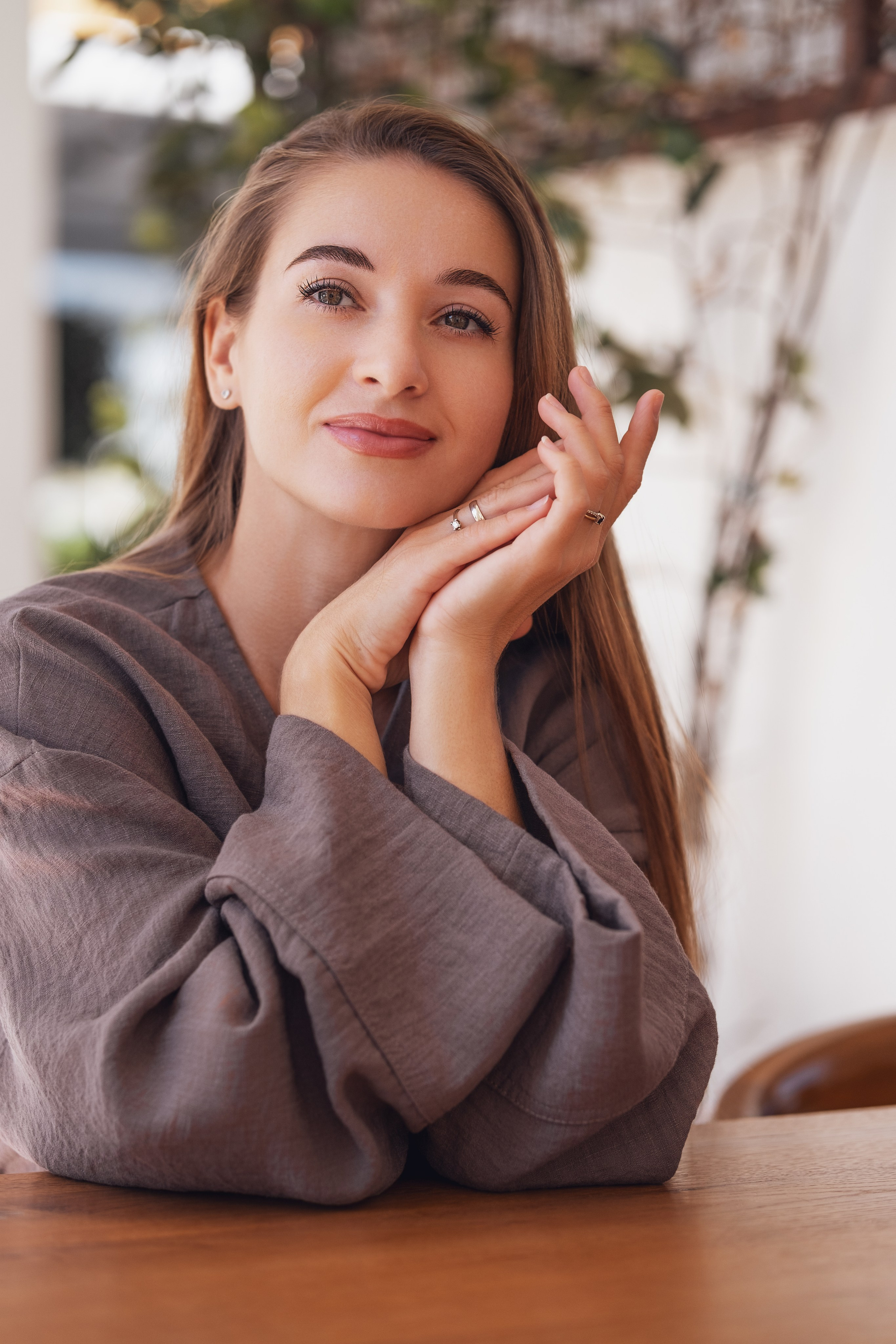 At the Forza cafe. Family and wedding photographer in Montenegro