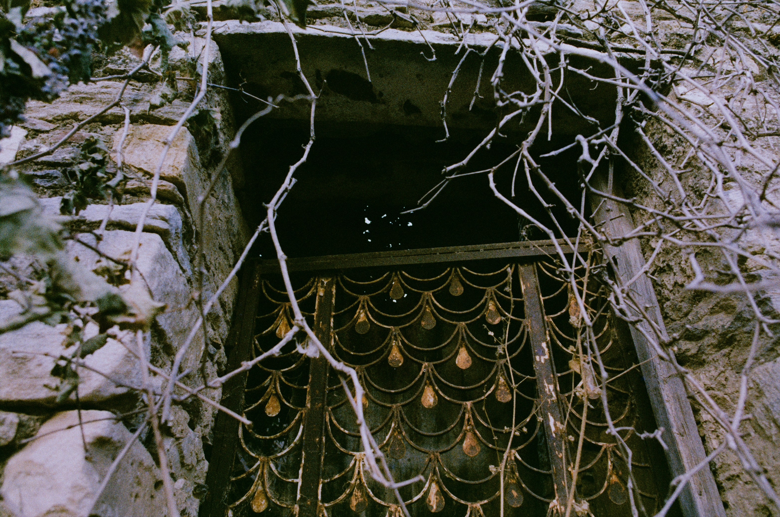 Shimmering scars // greece, naxos VII. EVER EXPOSED