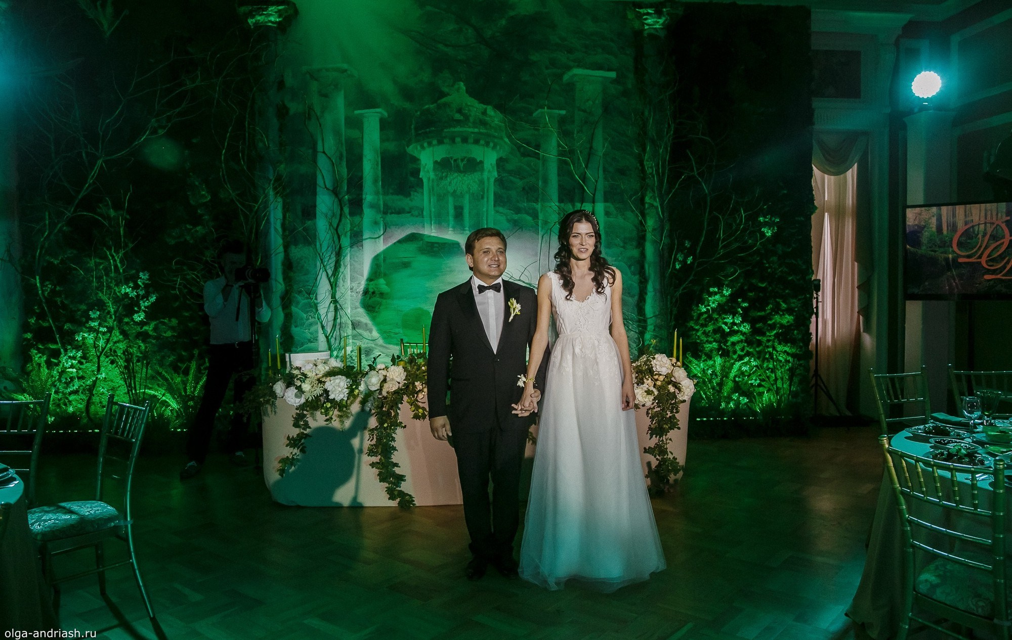 Вечерняя выездная регистрация. Семейный, портретный и свадебный фотограф в Санкт-Петербурге и Москве