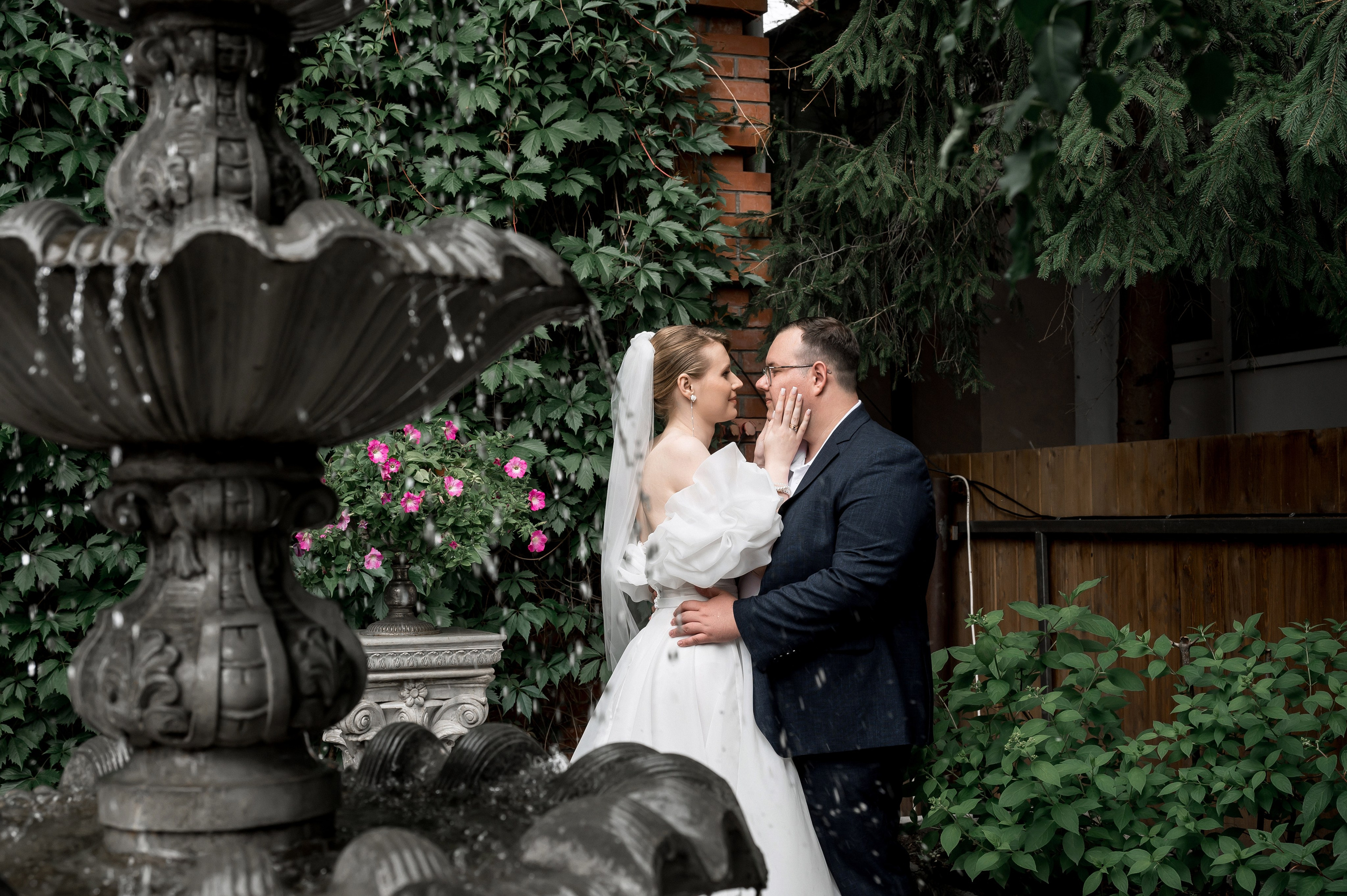 Илья и Яна 13.07.25 Secret Garden. Свадебный фотограф в Новосибирске. Александра Верхушина