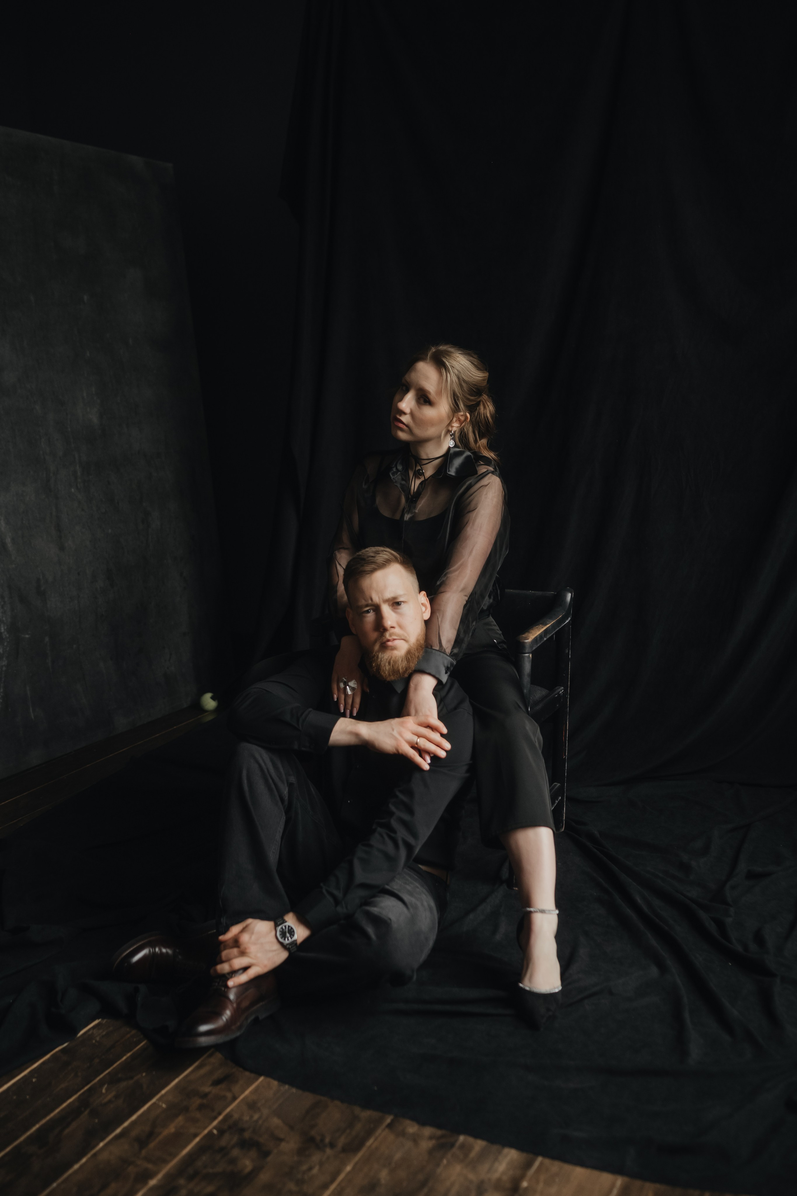 Love Story фотосессия в студии. Свадебный и семейный фотограф и видеограф, Крым, Москва, Санкт -Петербург