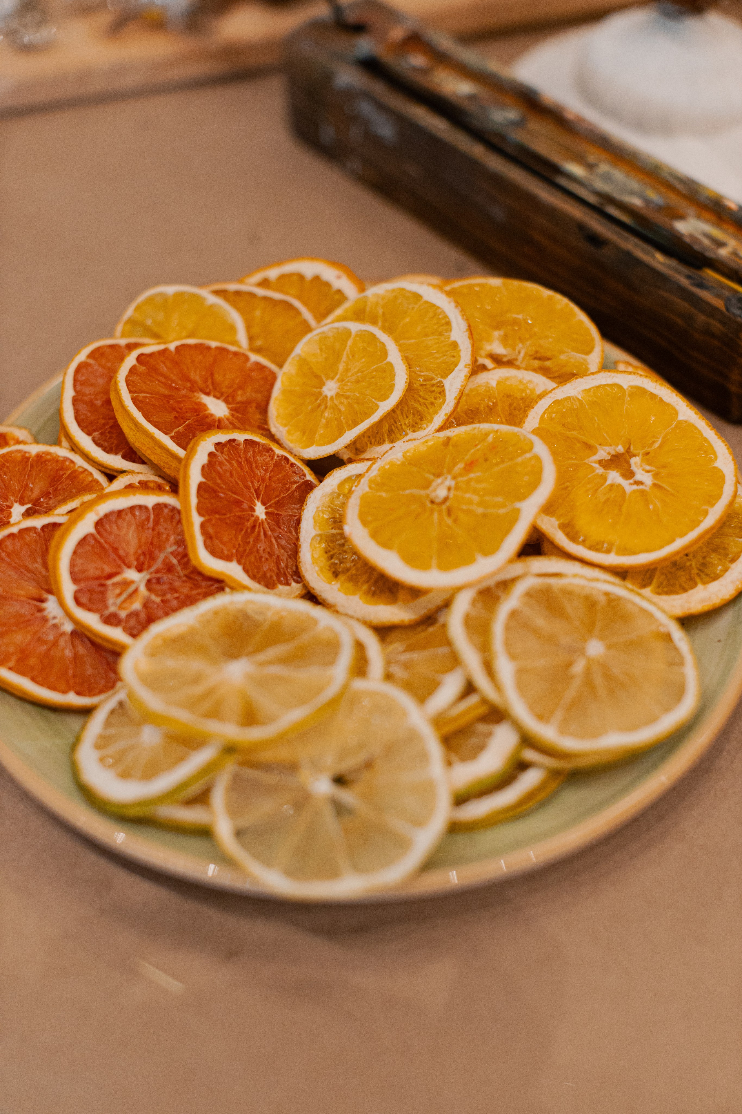 Мк свечи и венок (новогодний корпоратив). Анастасия Ракчеева Художник