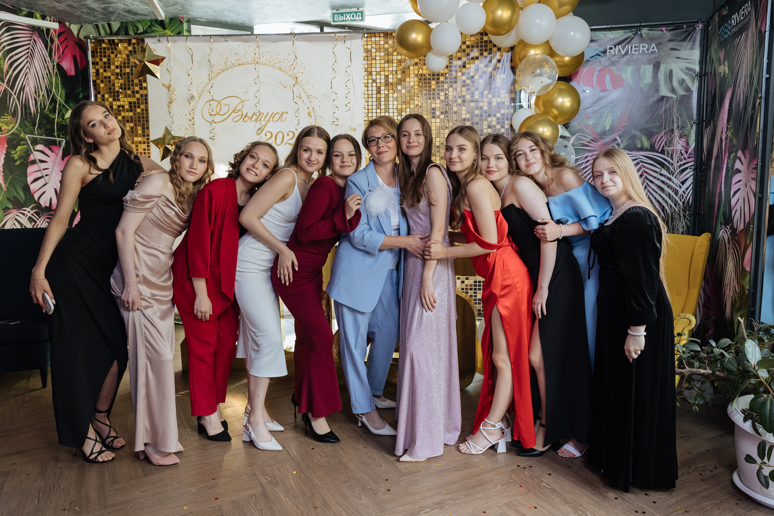 Выпускной 2025. Мозжерина Ирина — Свадебный и семейный фотограф в Екатеринбурге