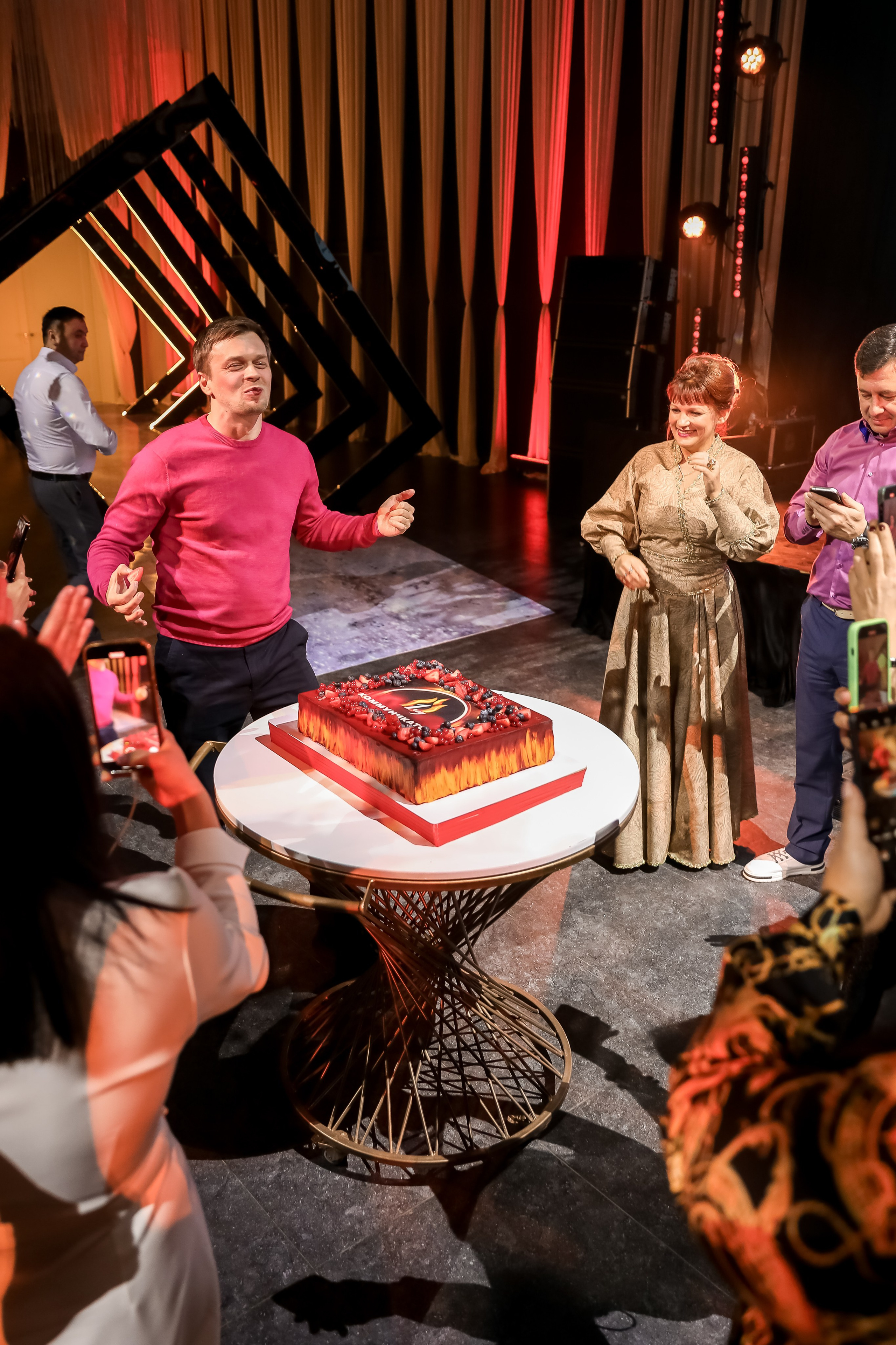 Happy Birthday КОММУНИКАТОР. Photographer Viktoriya Markushina «My world throug»