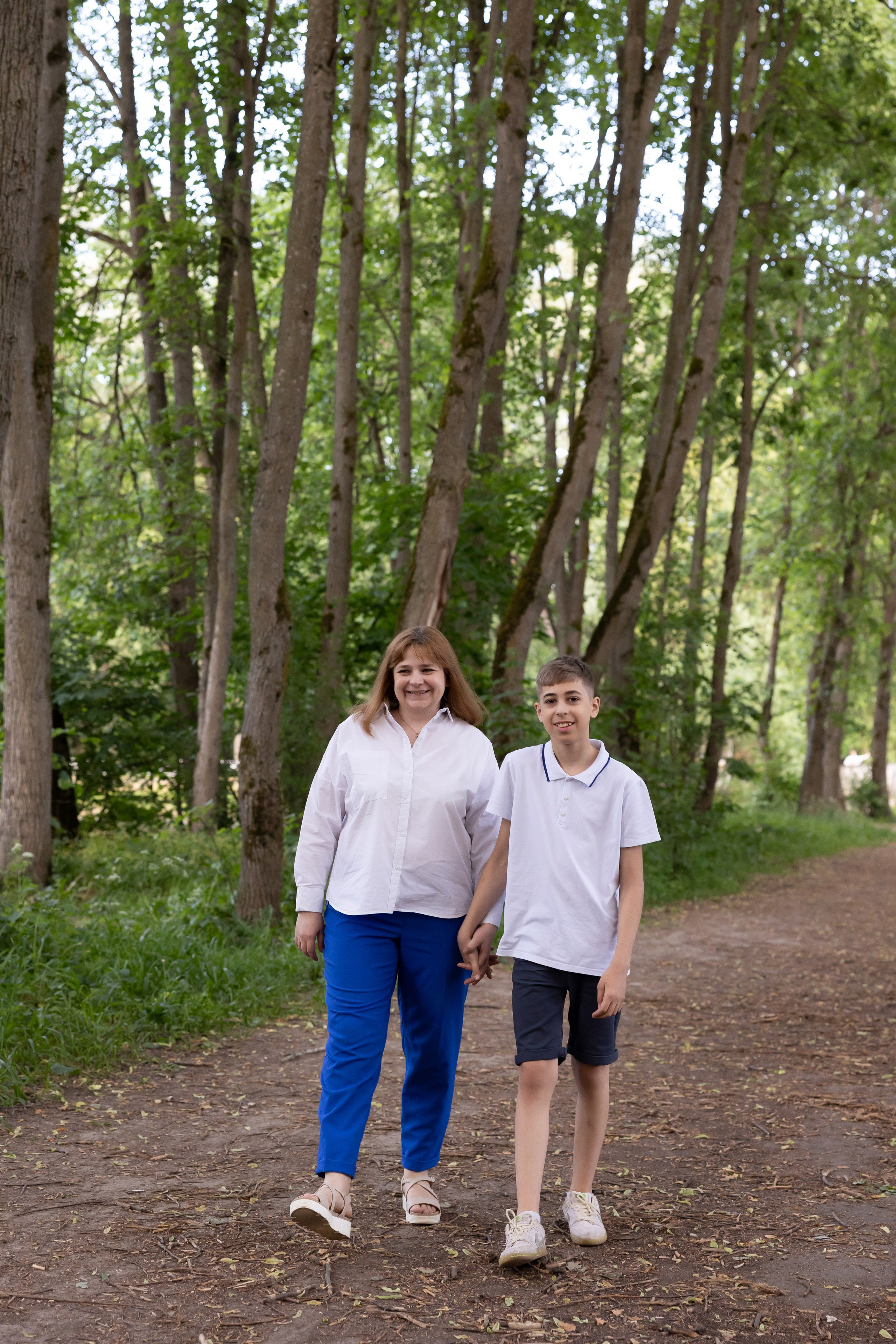 Прогулка в парке. Сказочный фотограф для Вас и Вашей семьи