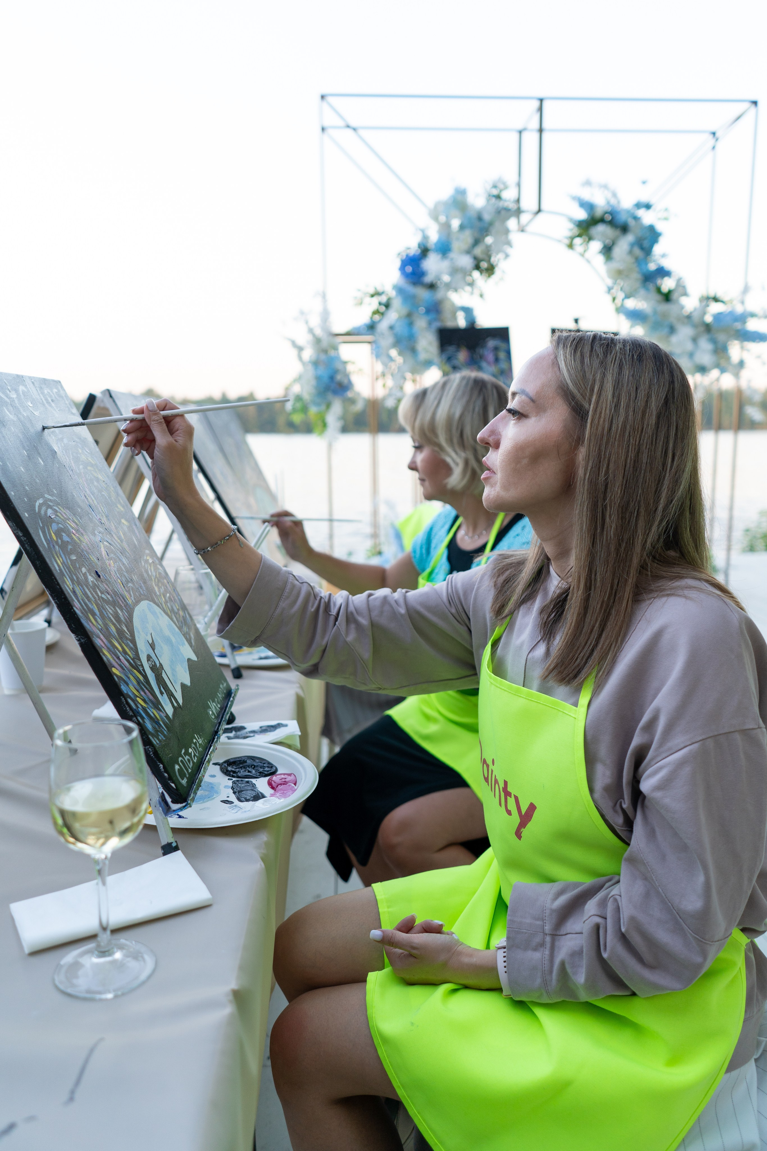 Репортажная съёмка мастер-класса по рисованию. Фотограф Елизавета Потешкина