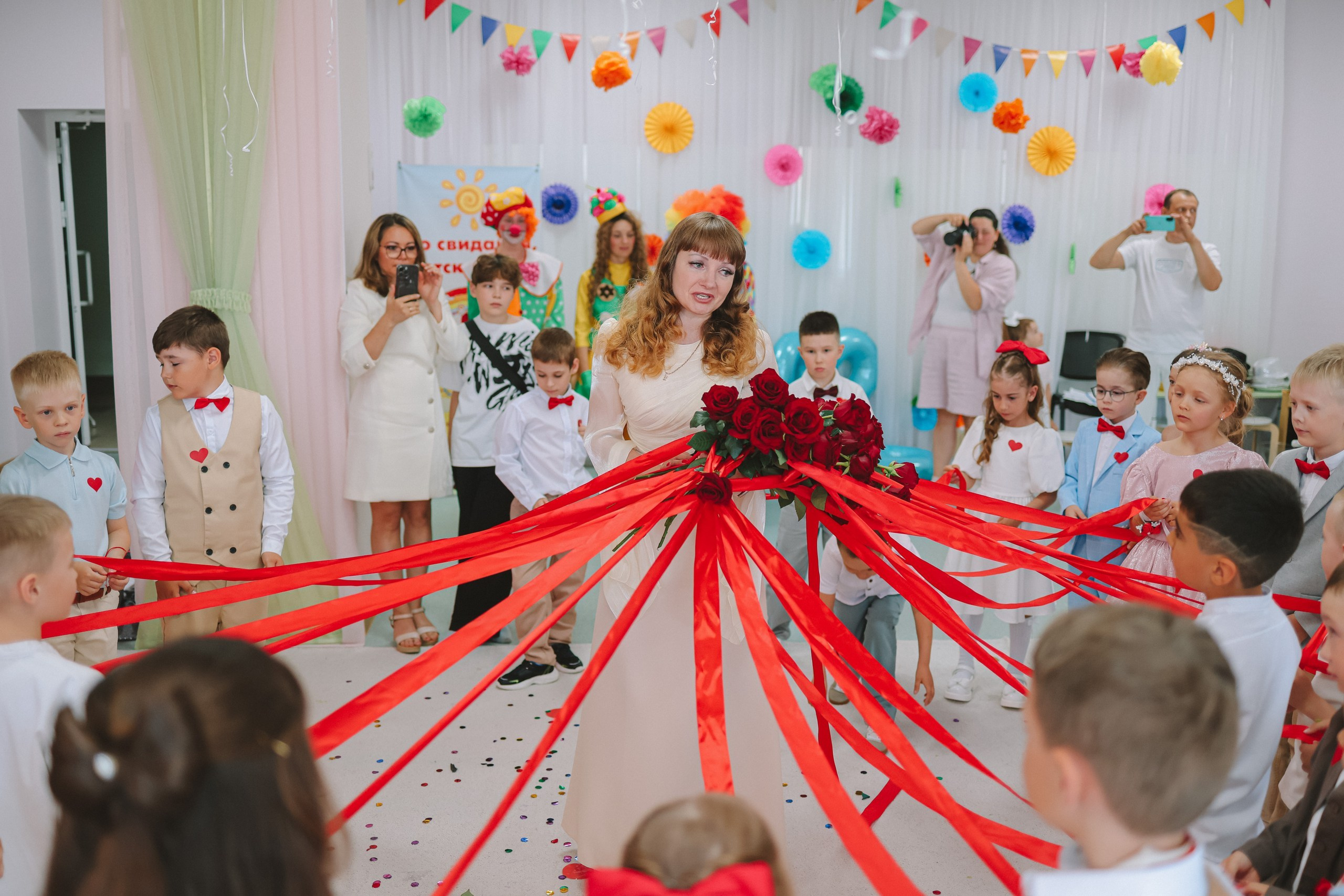 Выпускной репортаж. Семейный фотограф Тюмень, фотограф на роды Салмина Мария