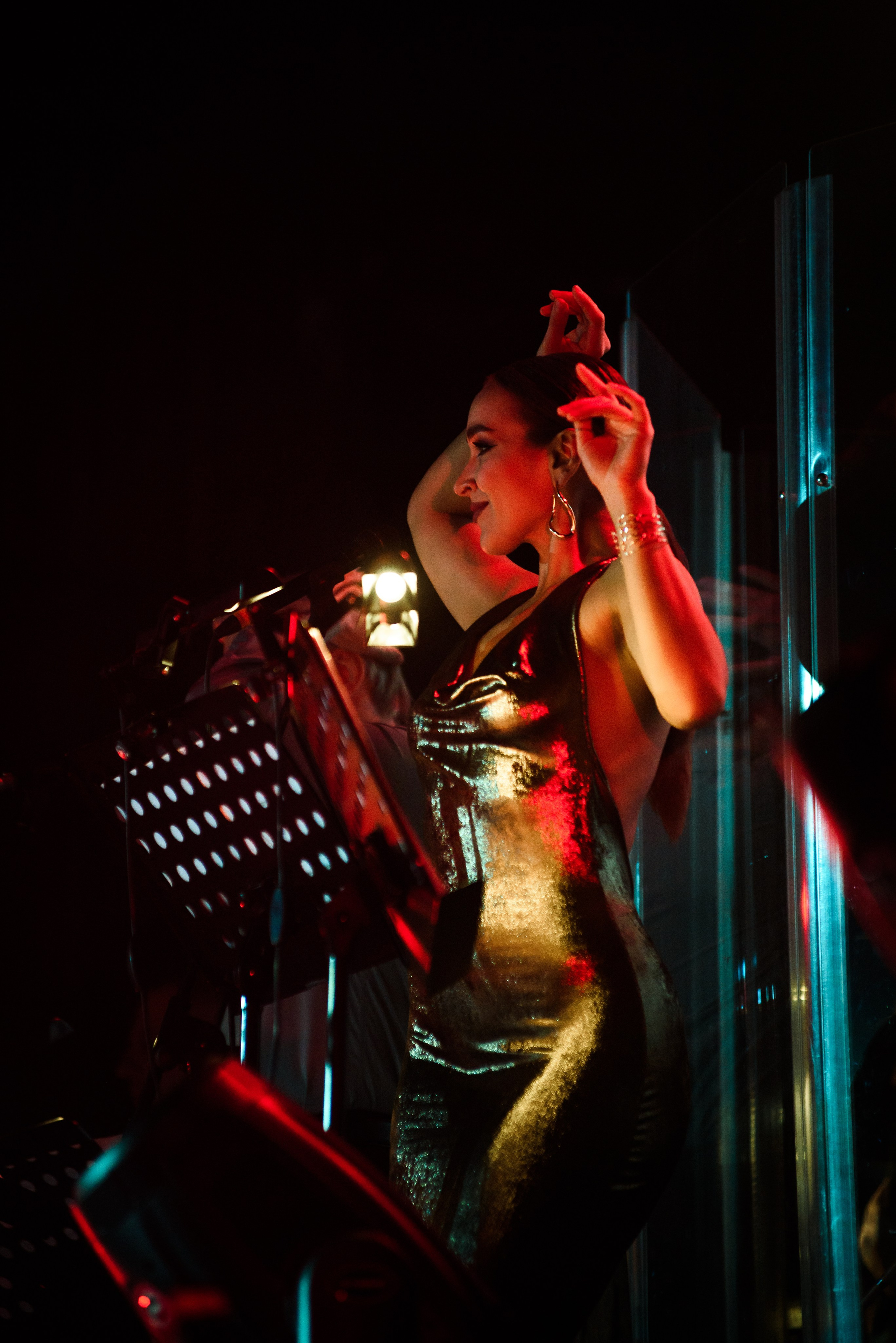 Она | Владимир Жуков