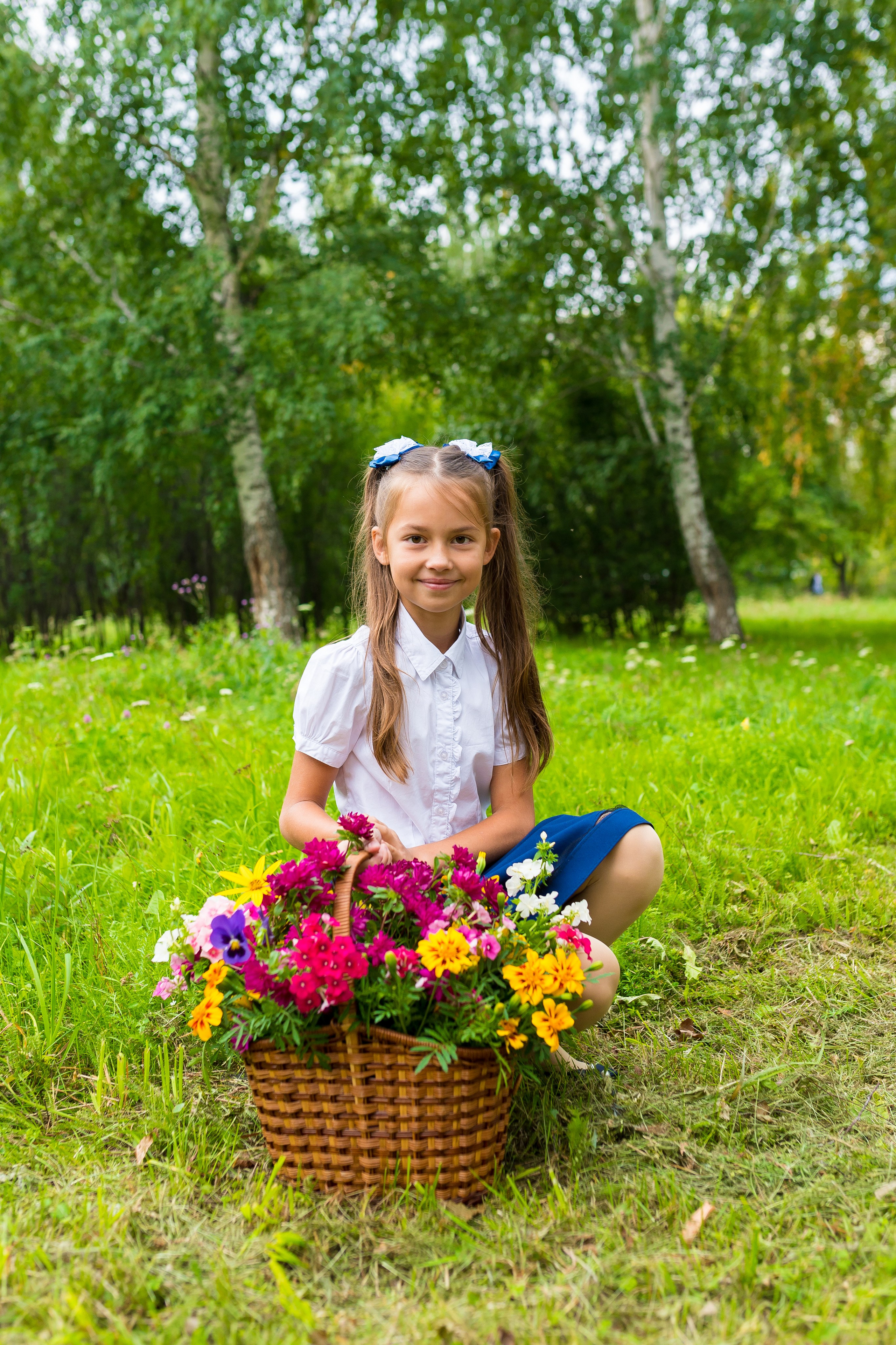 В школьном дворе, парке. Детский фотограф в Екатеринбурге и Берёзовском Евгений Кондаков
