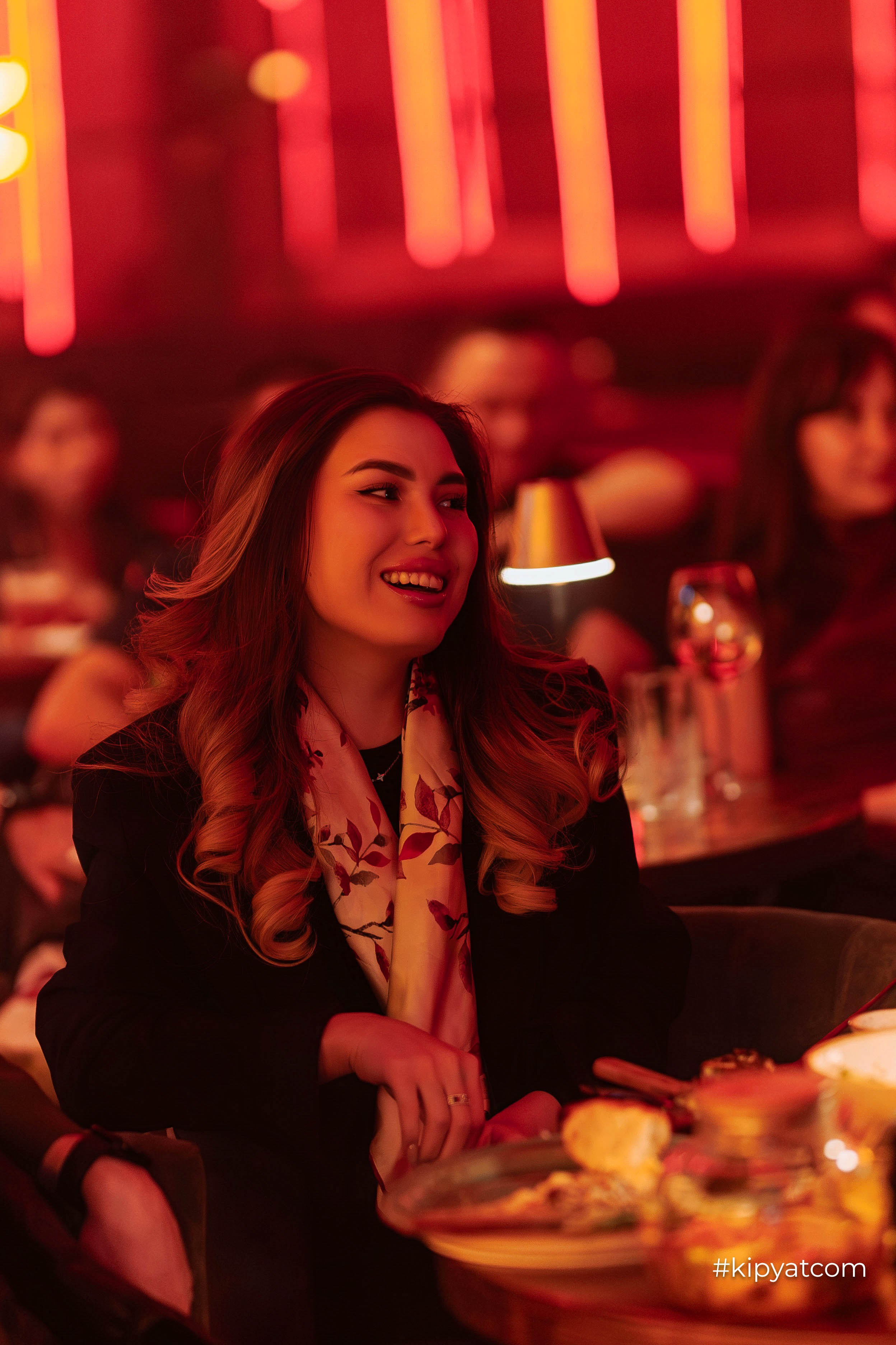 Сольный стендап концерт Александра Меркуль