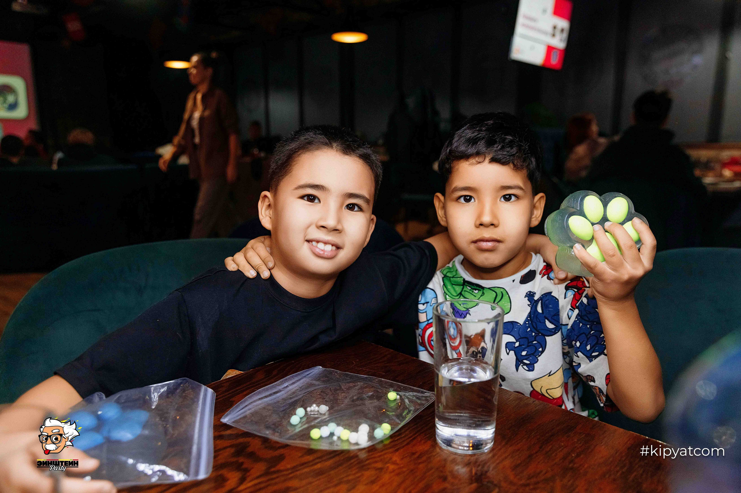 Эйнштейн Party