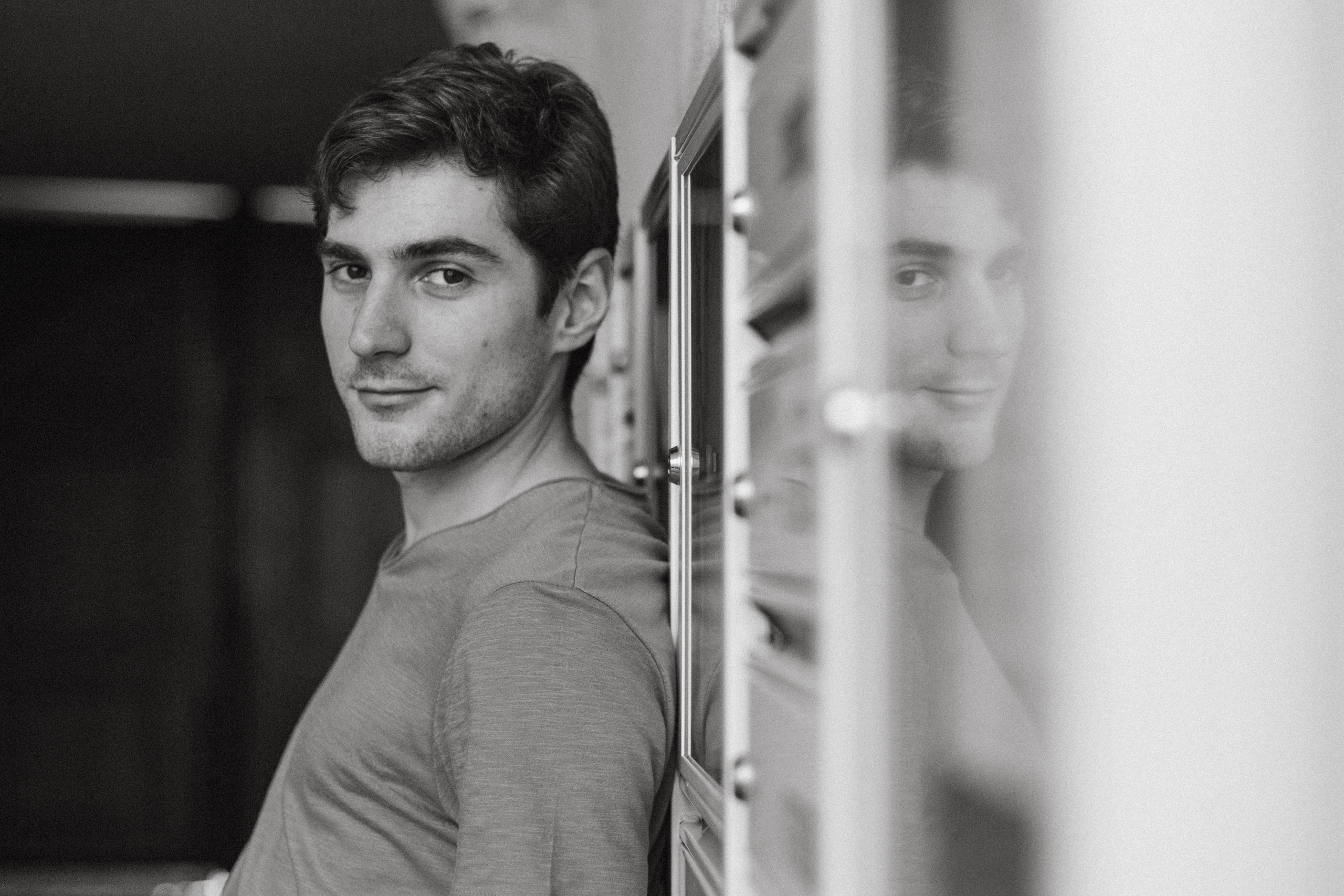 Мужской портрет. Katya Schou