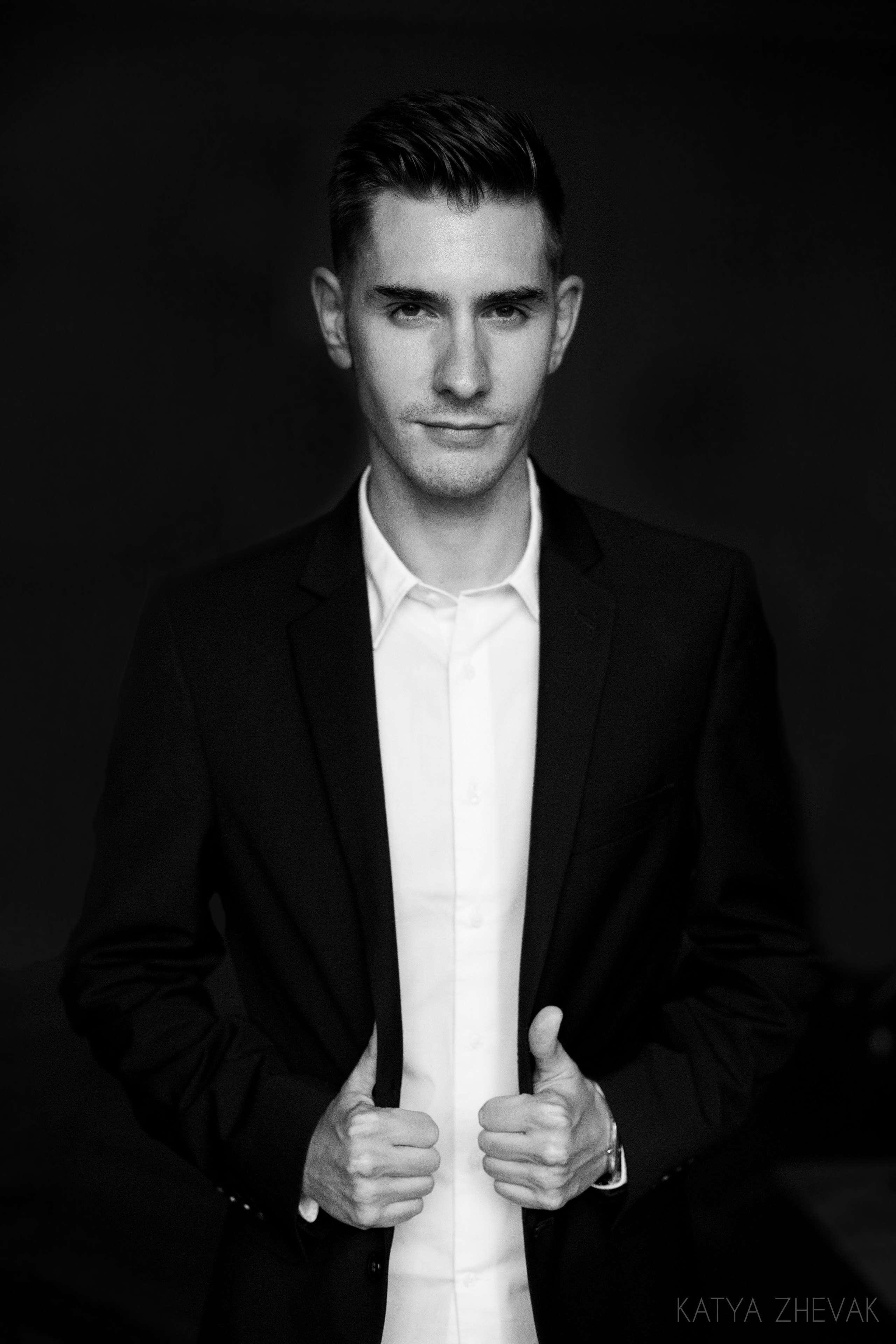 Мужской портрет. Katya Schou