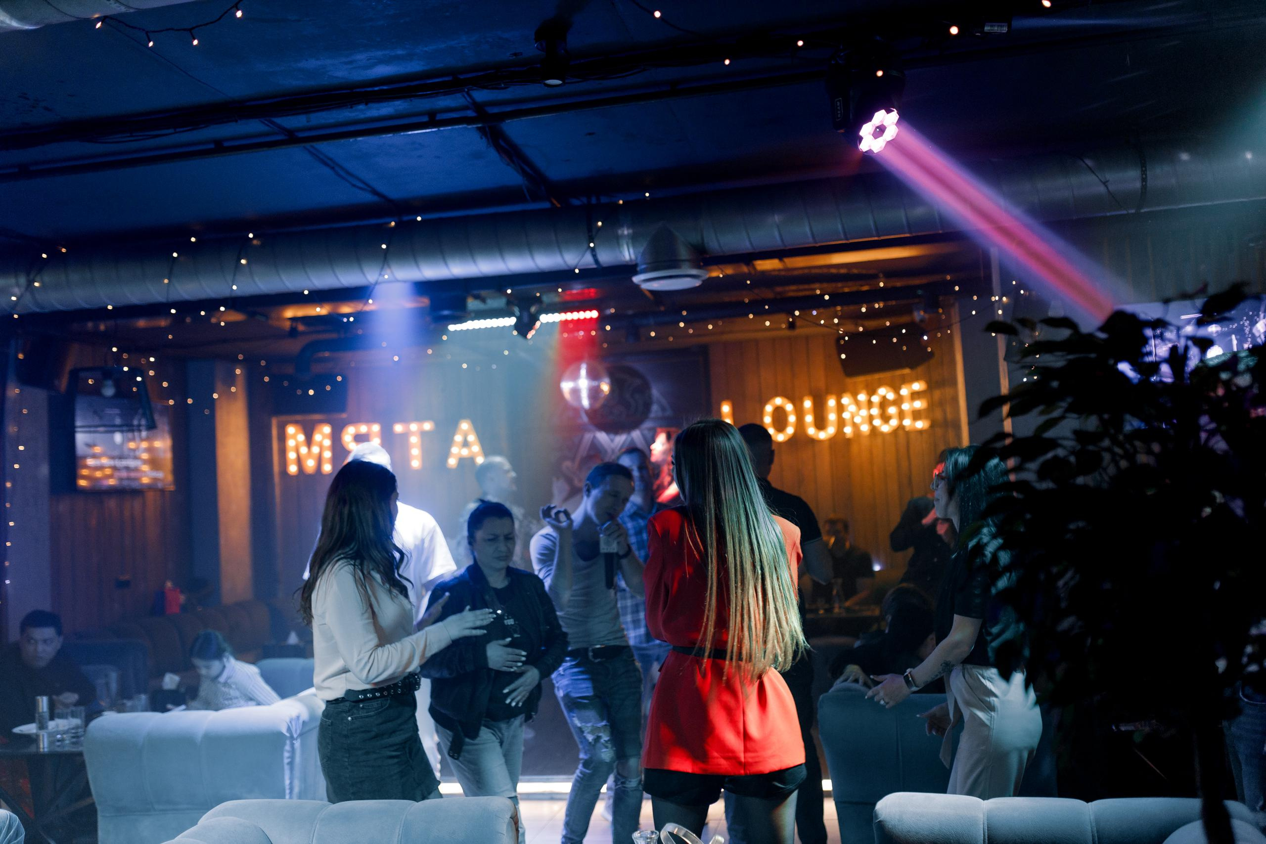 22\04\2023 Караоке в Мяте Спортивная. Мята Спортивная — Кальянная, караоке, бар в Минске