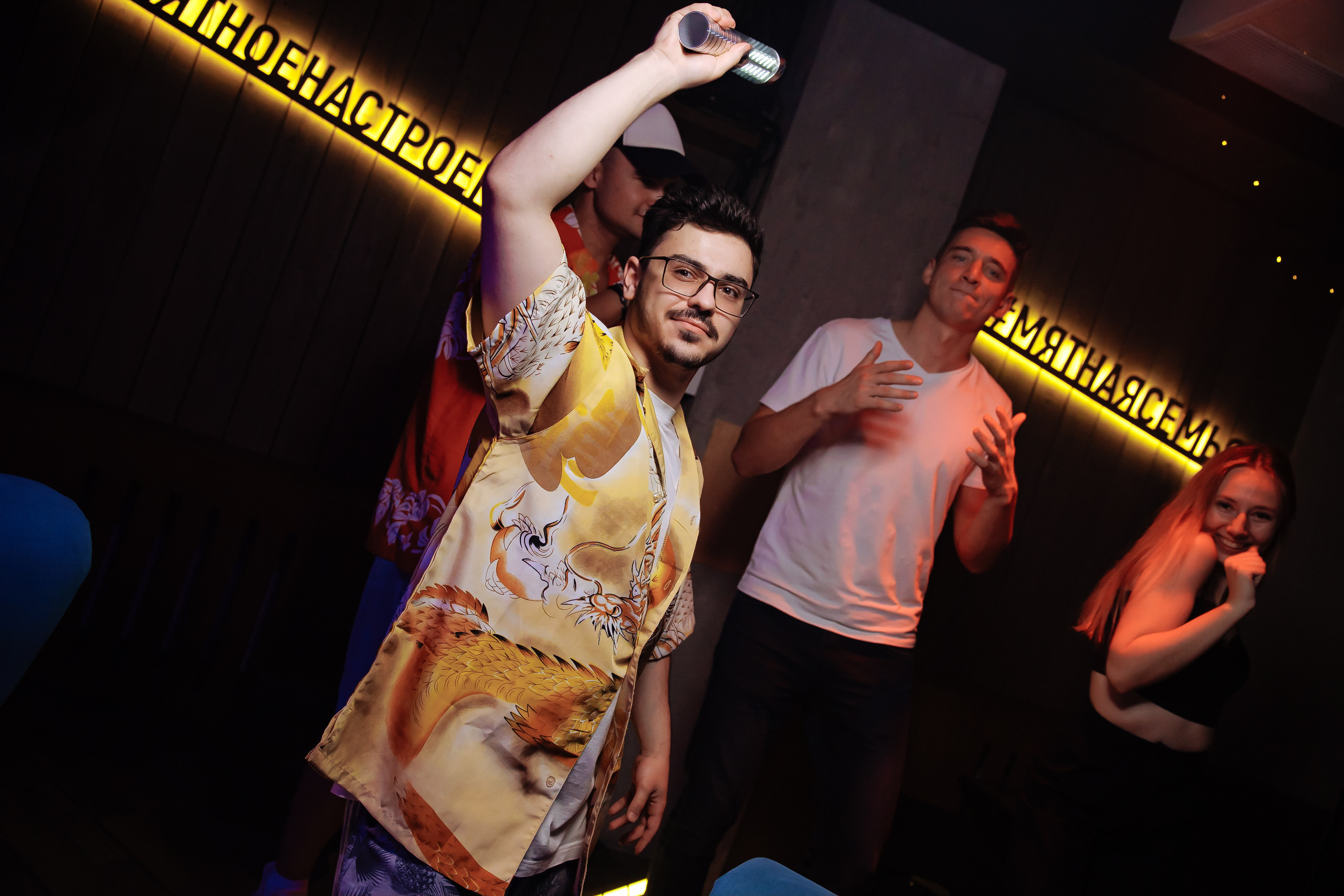 Hawaiian Party 30-06-23. Мята Спортивная — Кальянная, караоке, бар в Минске