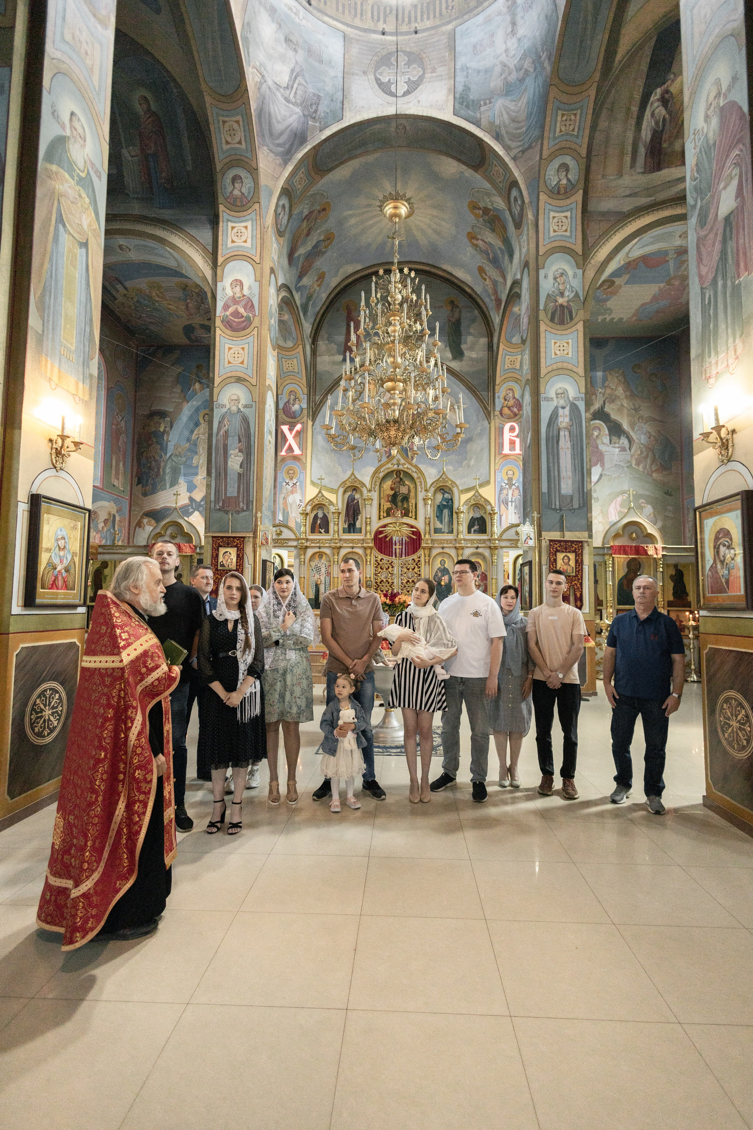 Крещение Марии в церкви иконы Божией Матери Одигитрия Иерусалимская. Анастасия Безуглова- свадебный фотограф в Таганроге