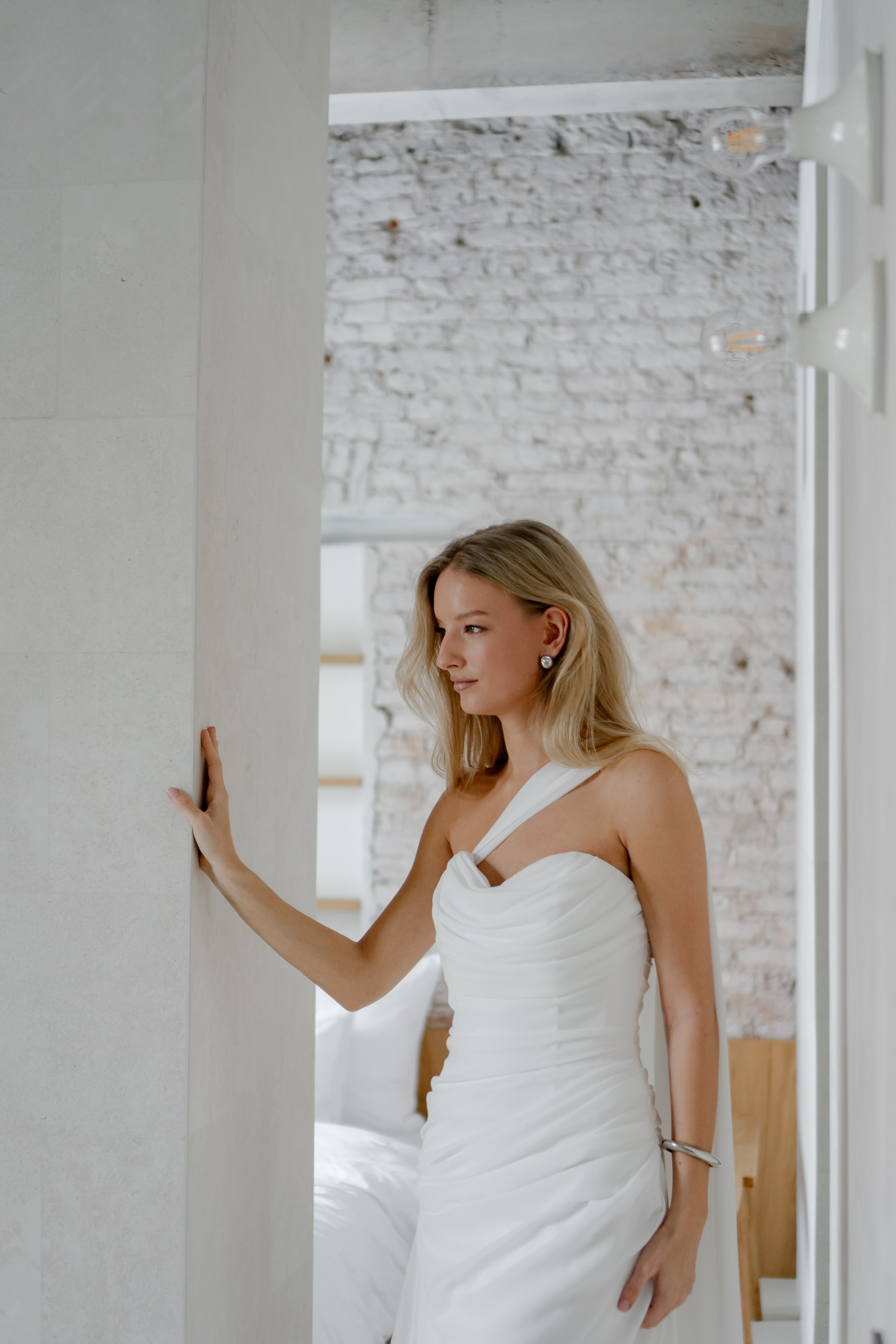 ЭЛЕГАНТНАЯ СВАДБЕНАЯ СЬЕМКА ЖЕНИХА И НЕВЕСТЫ В ДОРОГОМ ОТЕЛЕ САНКТ-ПЕТЕРБУРГА. Профессиональный фотограф, Санкт-Петербург — Виктория Богомолова