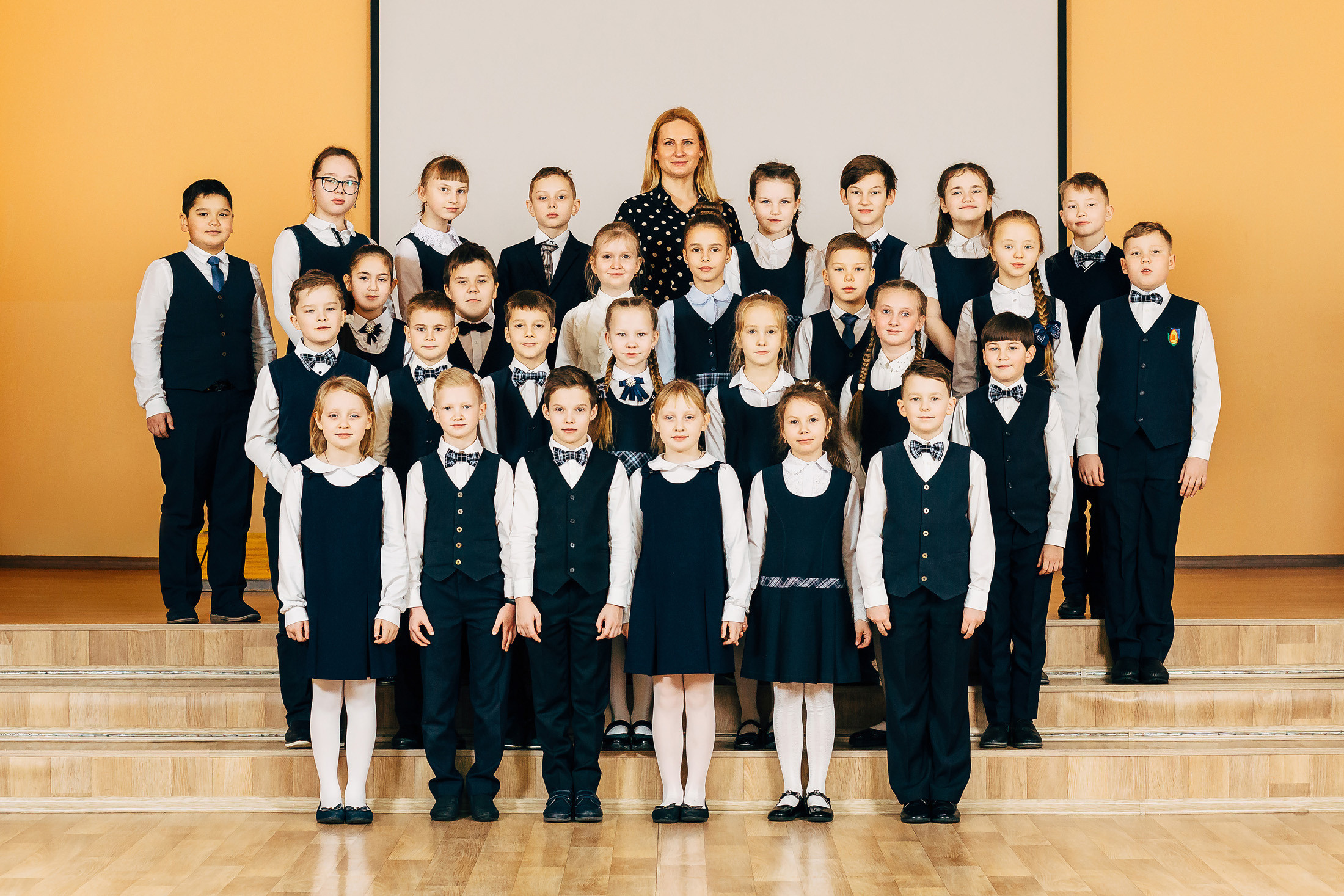 Младшие классы. Общее фото. Свадебный и семейный фотограф в Перми Андрей Желнин