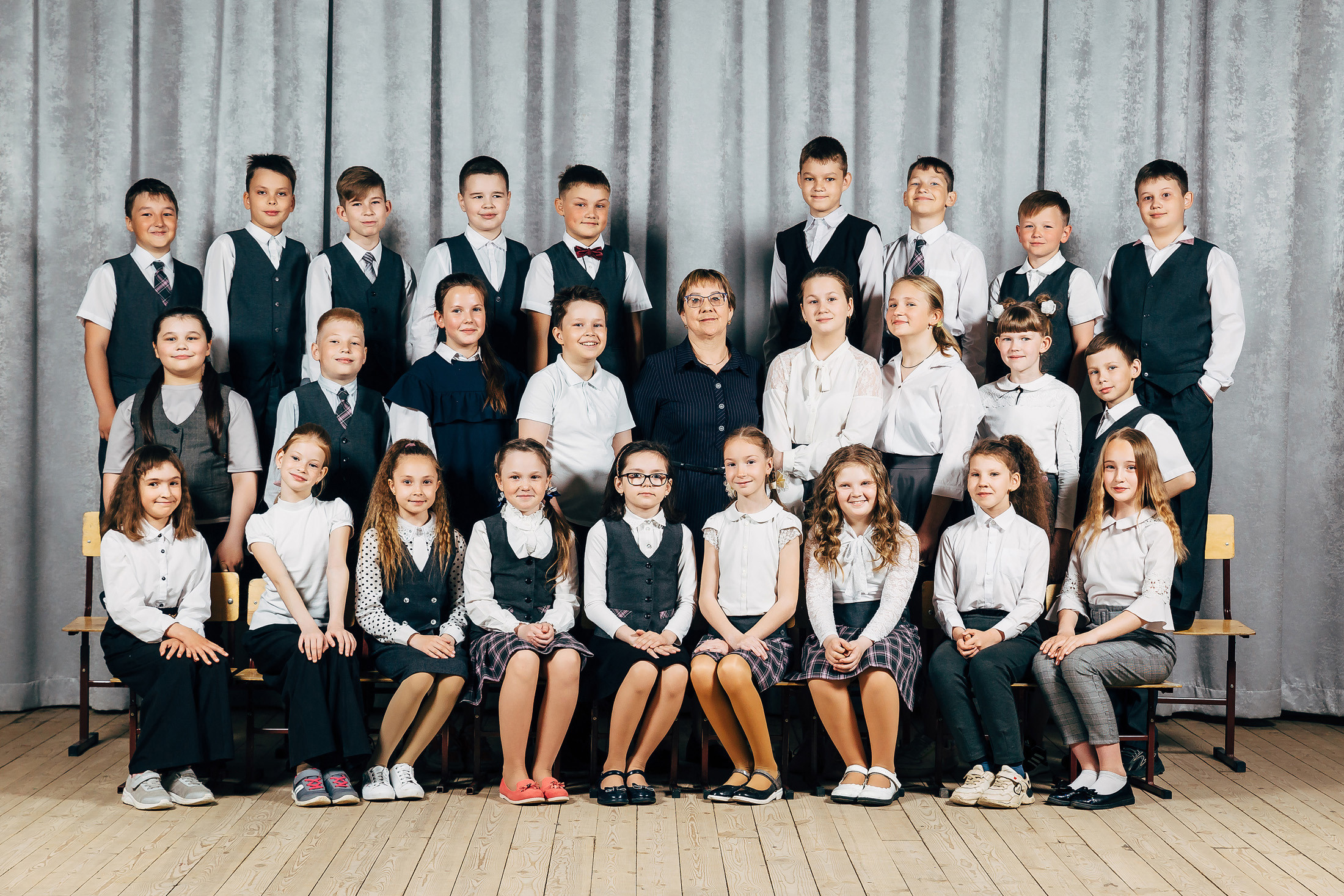 Младшие классы. Общее фото. Свадебный и семейный фотограф в Перми Андрей Желнин