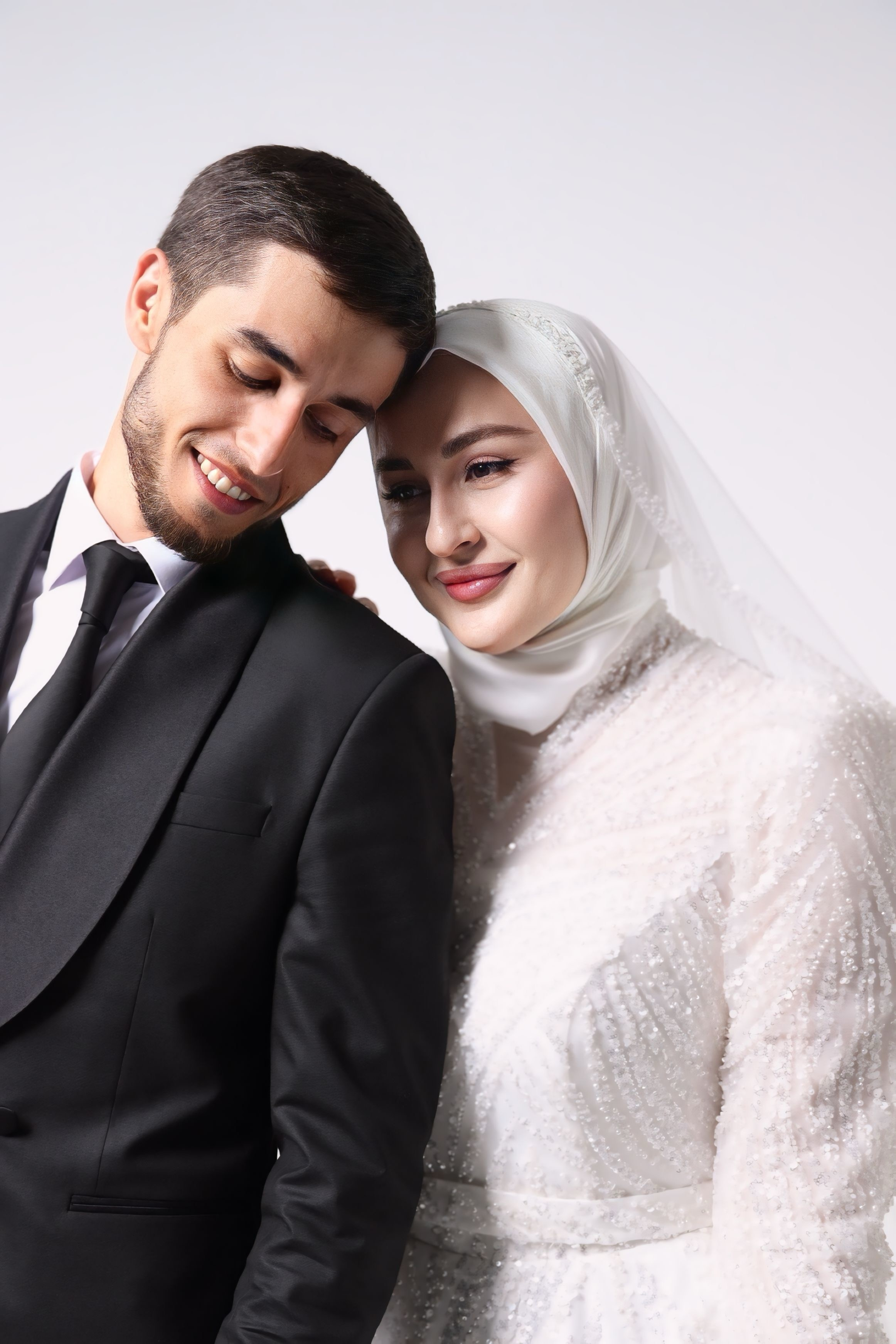 Айнар и Сонят. Zuleta.Go