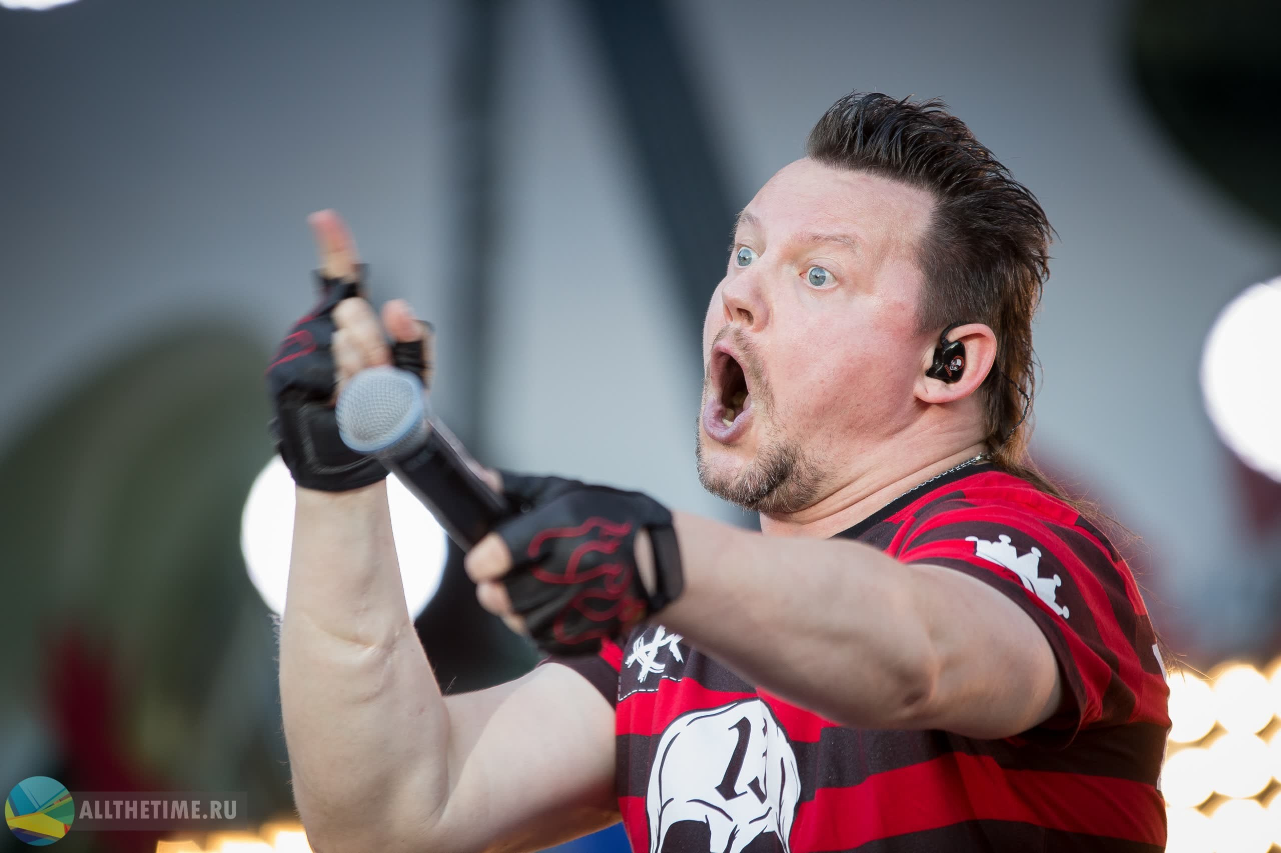 НАШИ В ГОРОДЕ. Магия музыки в кадре: Концертная Фотография