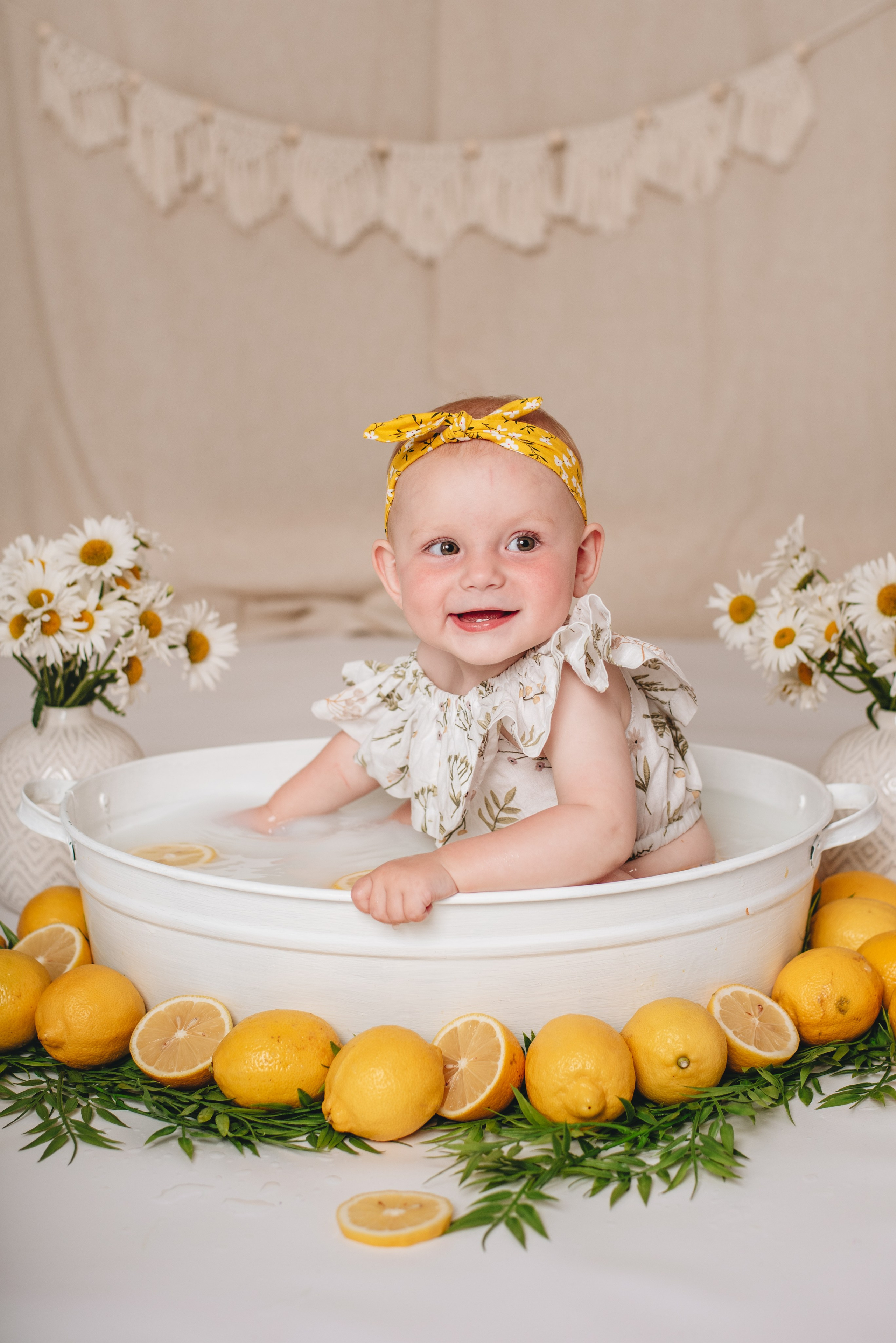 Молочные ванночки. Детский фотограф Ольга Жубрина