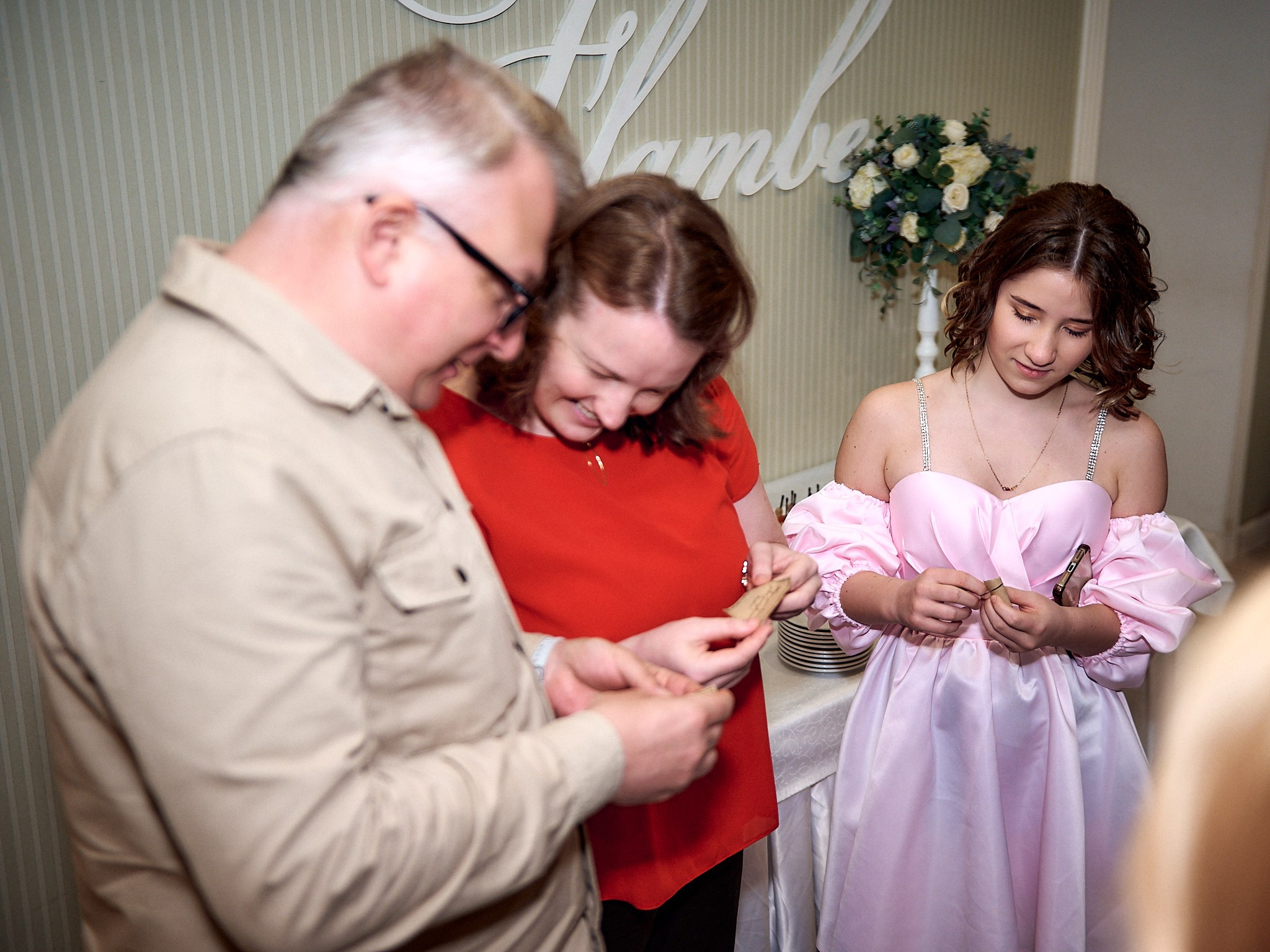 55 лет 💕. Свадебный фотограф, видеограф, рилсмейкер в Санкт-Петербурге и Москве