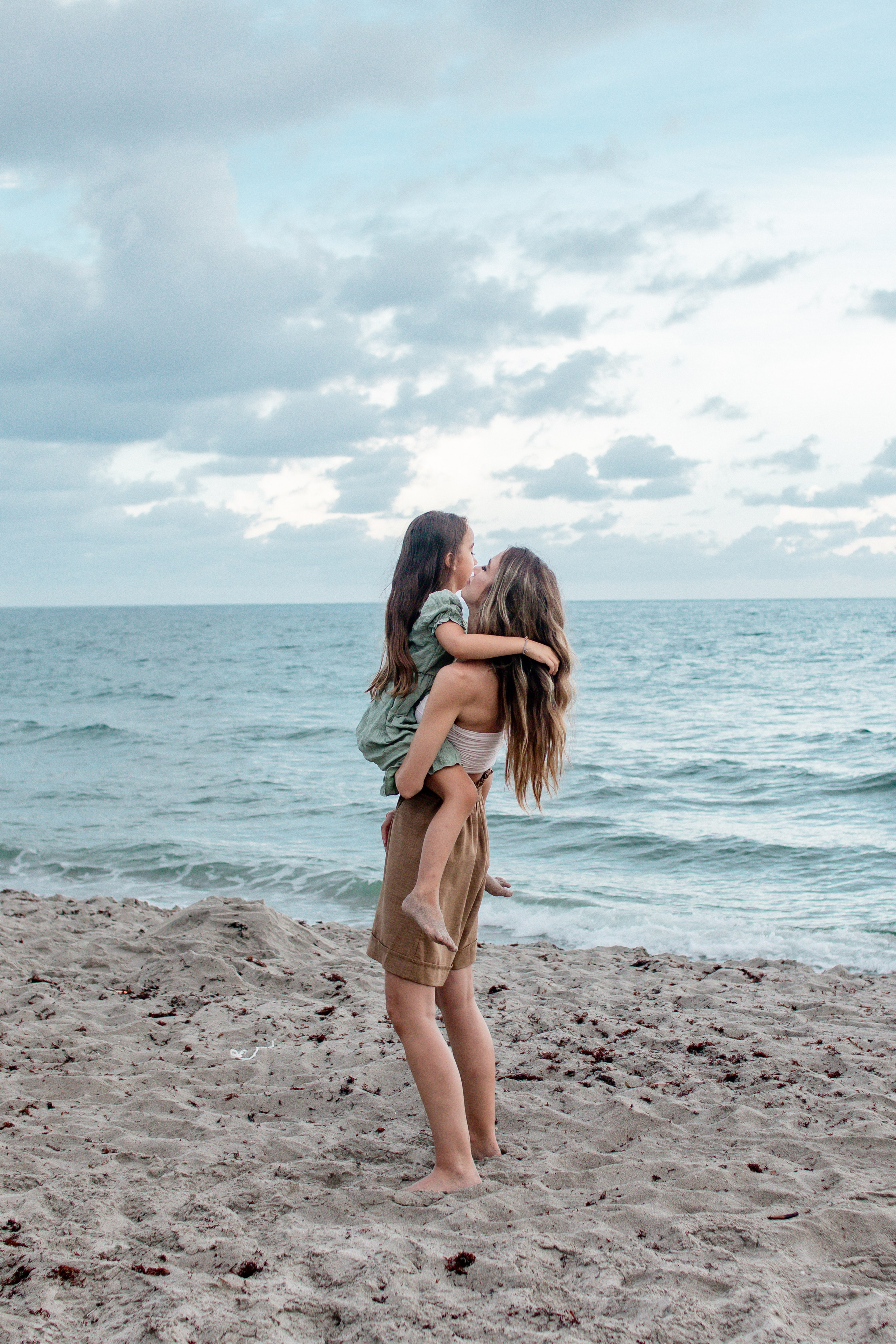 Mom and daughter. Delray Beach Photographer