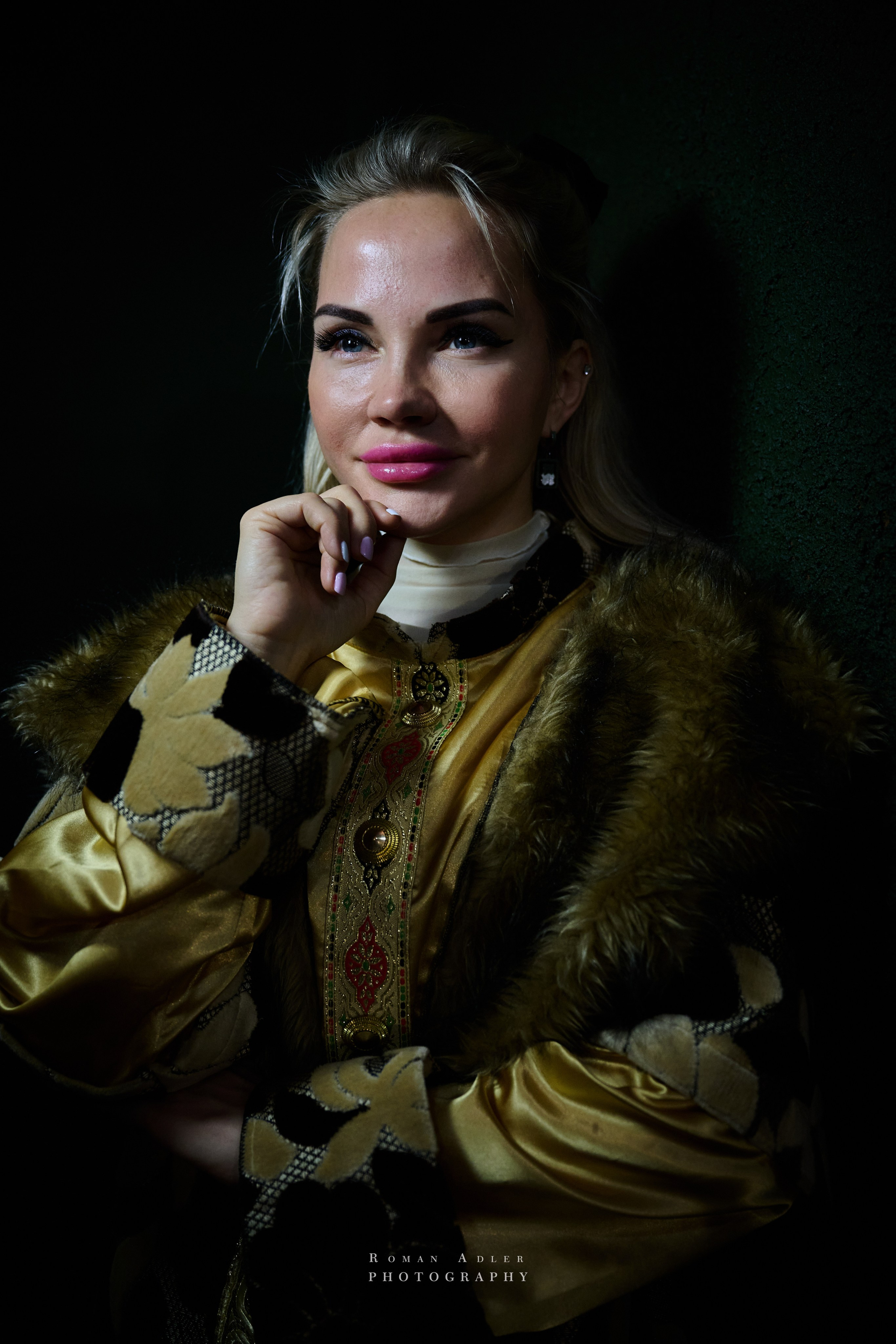 ТОП 50 успешных персон России. Фотограф Роман Адлер