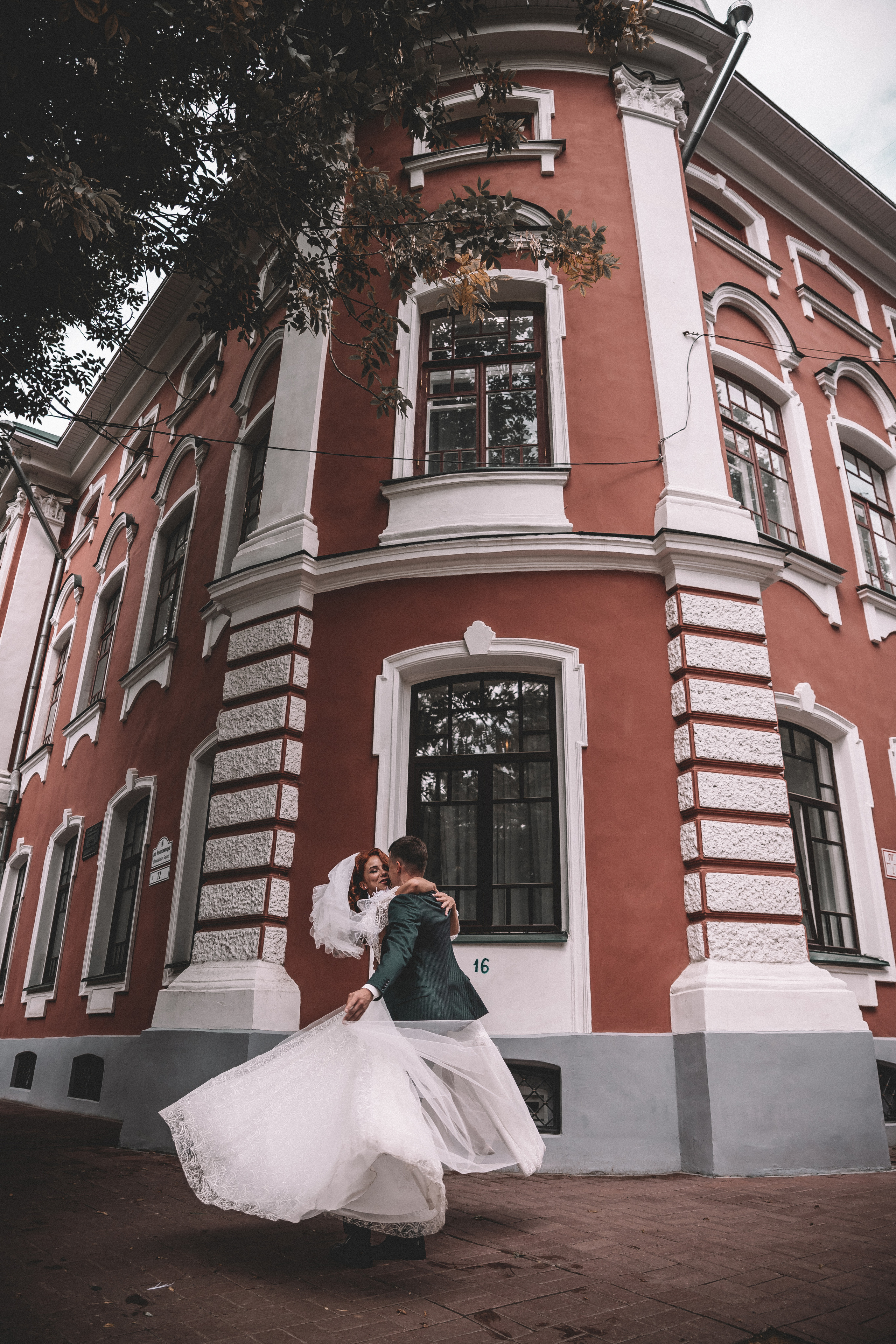 Денис и Натали. Свадебный фотограф в Ярославле Илья Жуков