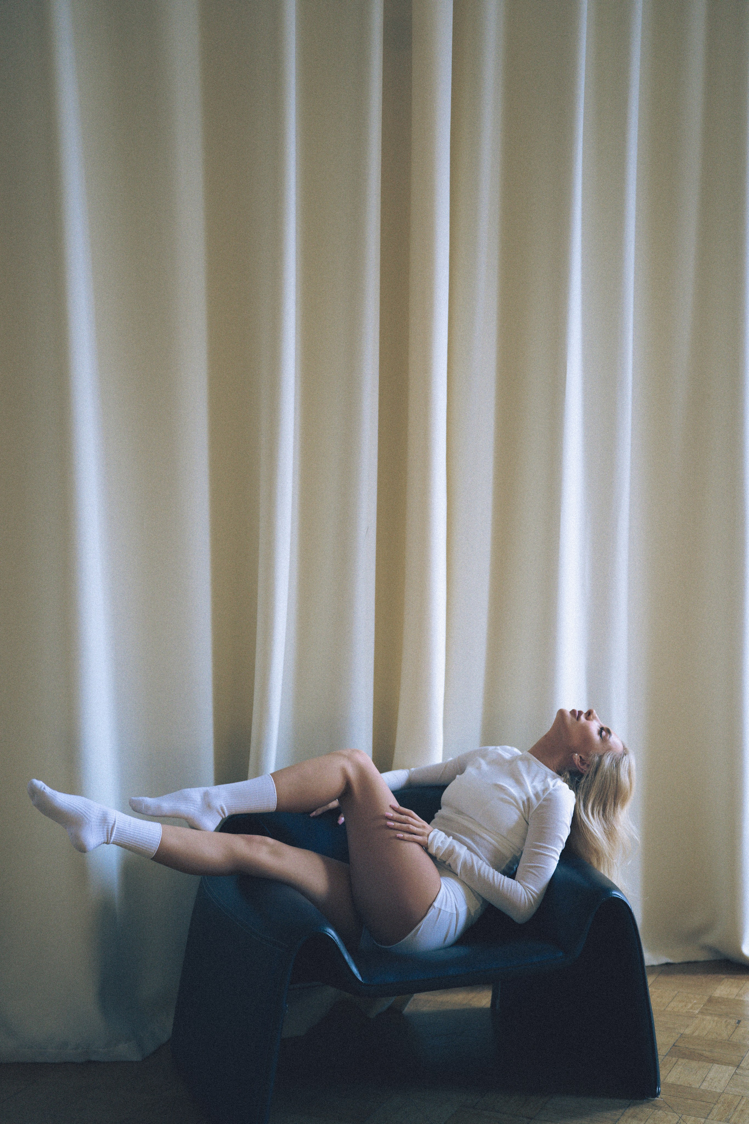 МИНИМАЛИЗМ В СТУДИИ НА ЧЕРНЫШЕВСКОЙ В СТУДИИ С БАЛКОНОМ. Профессиональный фотограф, Санкт-Петербург — Виктория Богомолова